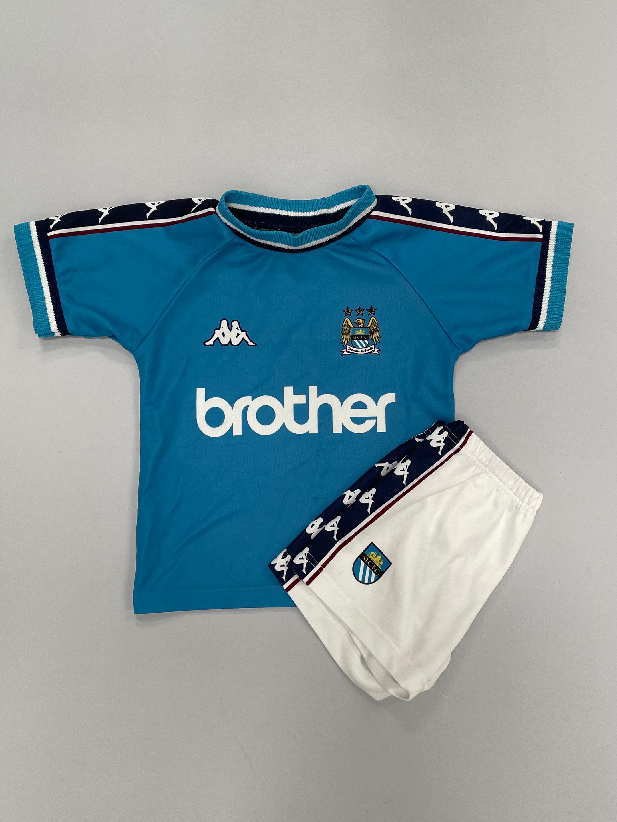Shop 1997/99 MANCHESTER CITY FULL KIT (1-2YRS) KAPPA, classic football shirts, vintage football shirts & retro soccer jerseys at Cult Kits