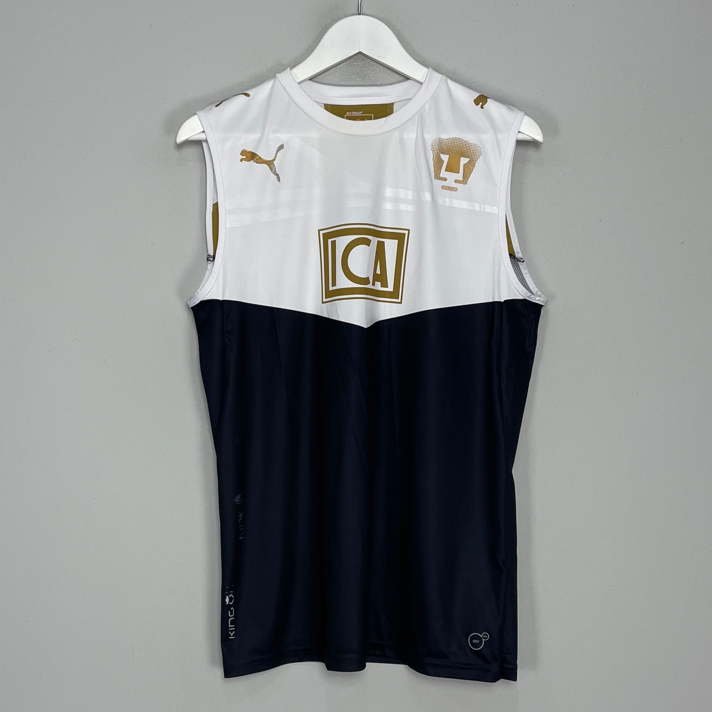 Shop 2013/14 UNAM PUMAS TRAINING VEST (M) PUMA, classic football shirts, vintage football shirts & retro soccer jerseys at Cult Kits