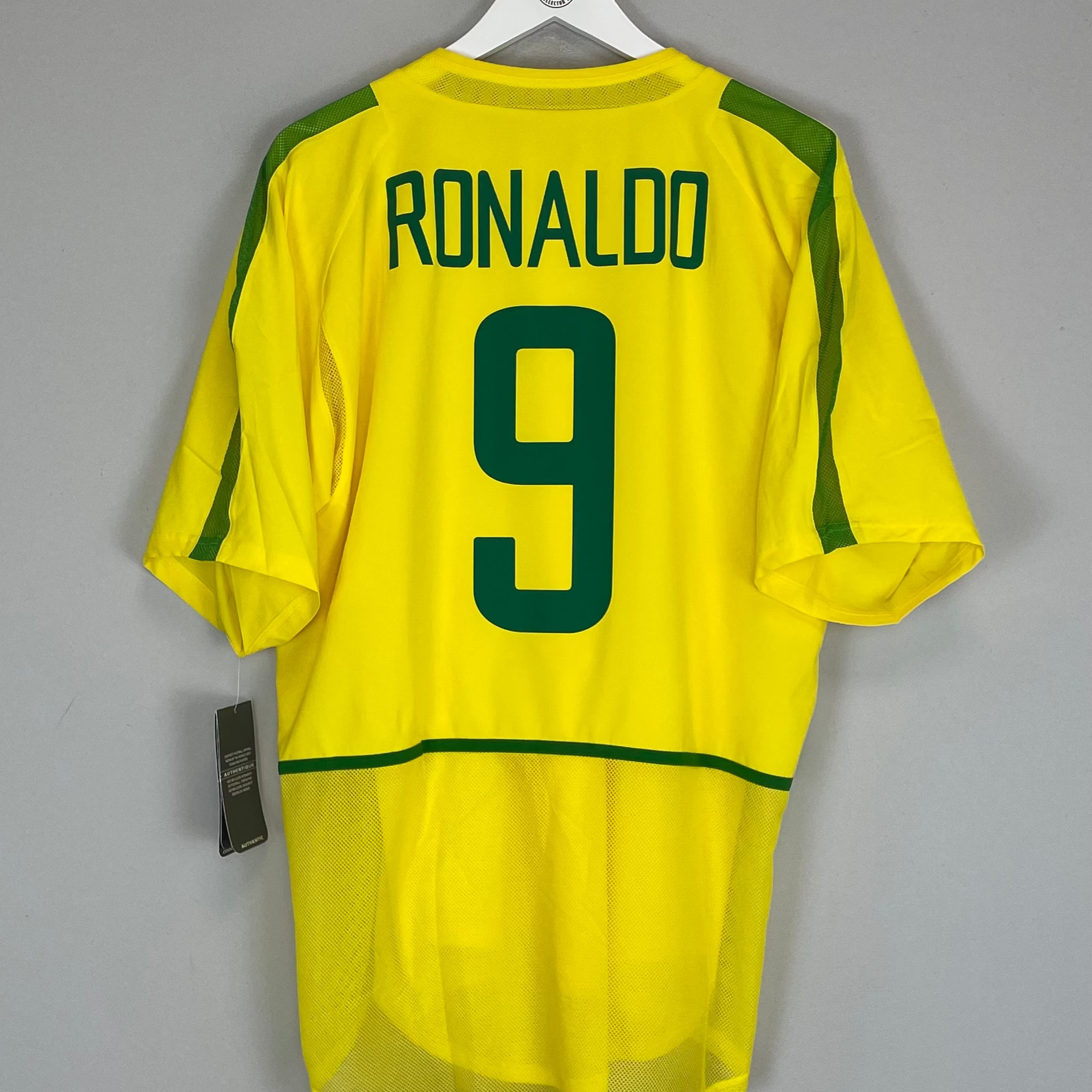 Buy 2002/04 BRAZIL RONALDO 9 *BNWT* PLAYER ISSUE HOME SHIRT (XL) NIKE ~ Free worldwide shipping available ~ Authentic Vintage Football Shirts from Cult Kits