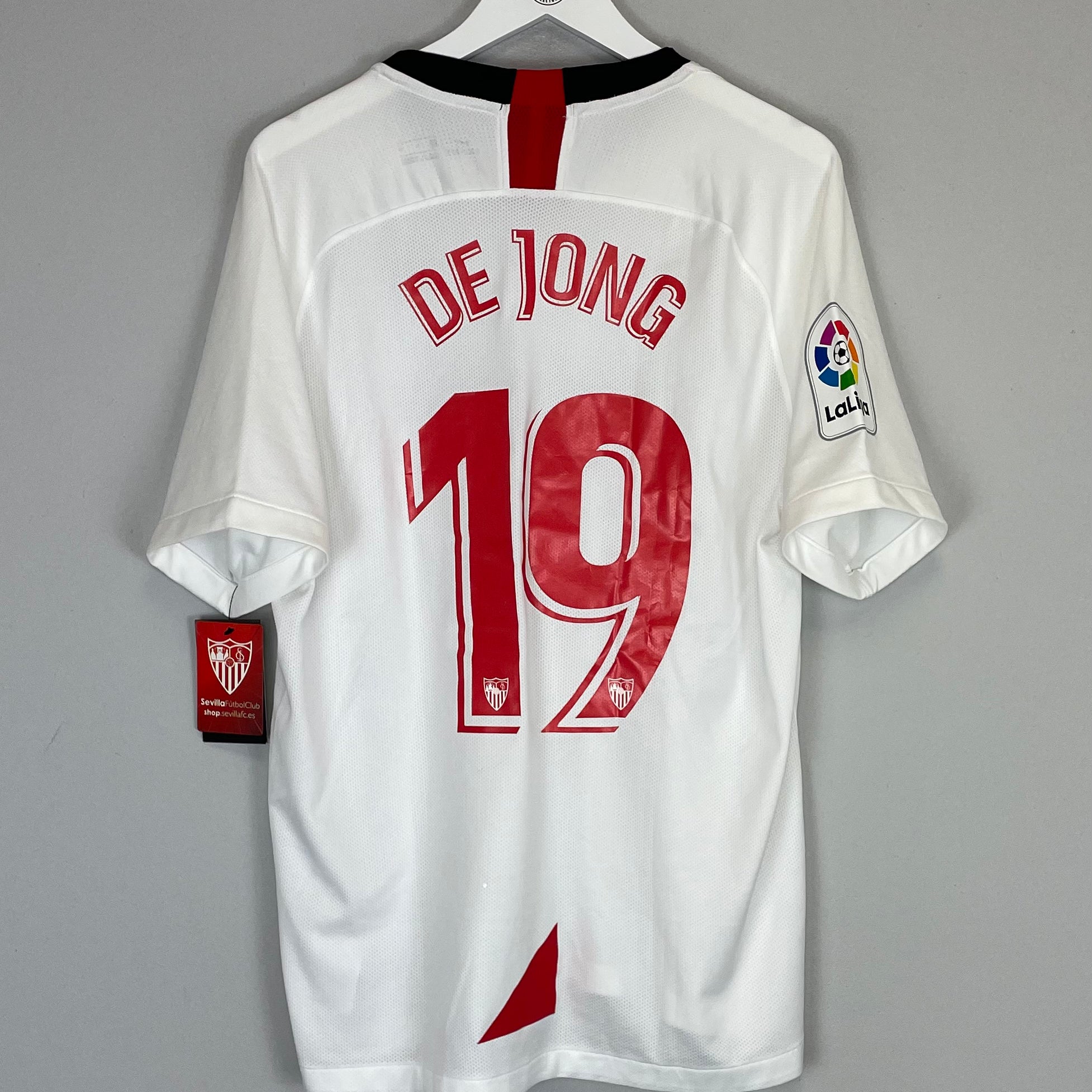 Shop 2019/20 SEVILLA DE JONG #19 *BNWT* HOME SHIRT (XL) NIKE, classic football shirts, vintage football shirts & retro soccer jerseys at Cult Kits