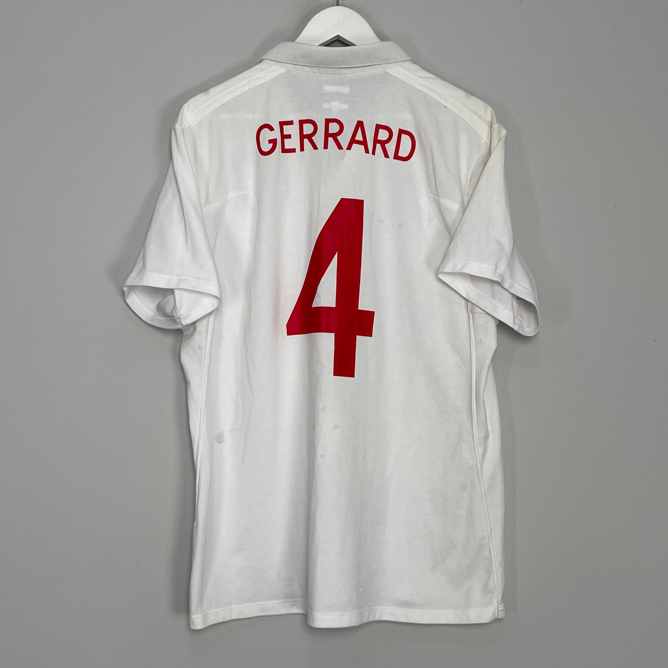 Shop 2010/11 ENGLAND GERRARD #4 HOME SHIRT (XL) UMBRO, classic football shirts, vintage football shirts & retro soccer jerseys at Cult Kits