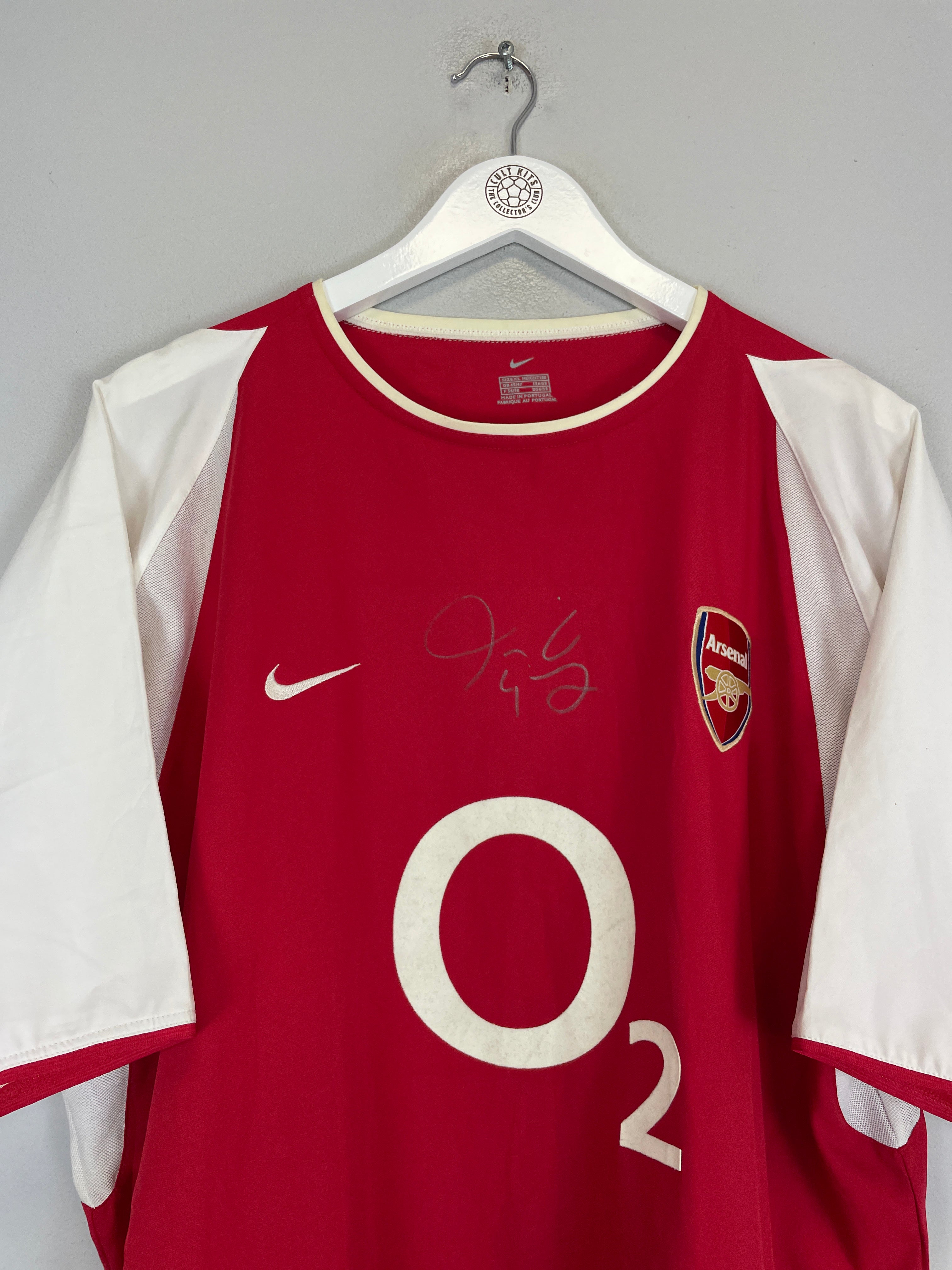 Shop 2002/04 ARSENAL *SIGNED* HOME SHIRT (XL) NIKE, classic football shirts, vintage football shirts & retro soccer jerseys at Cult Kits