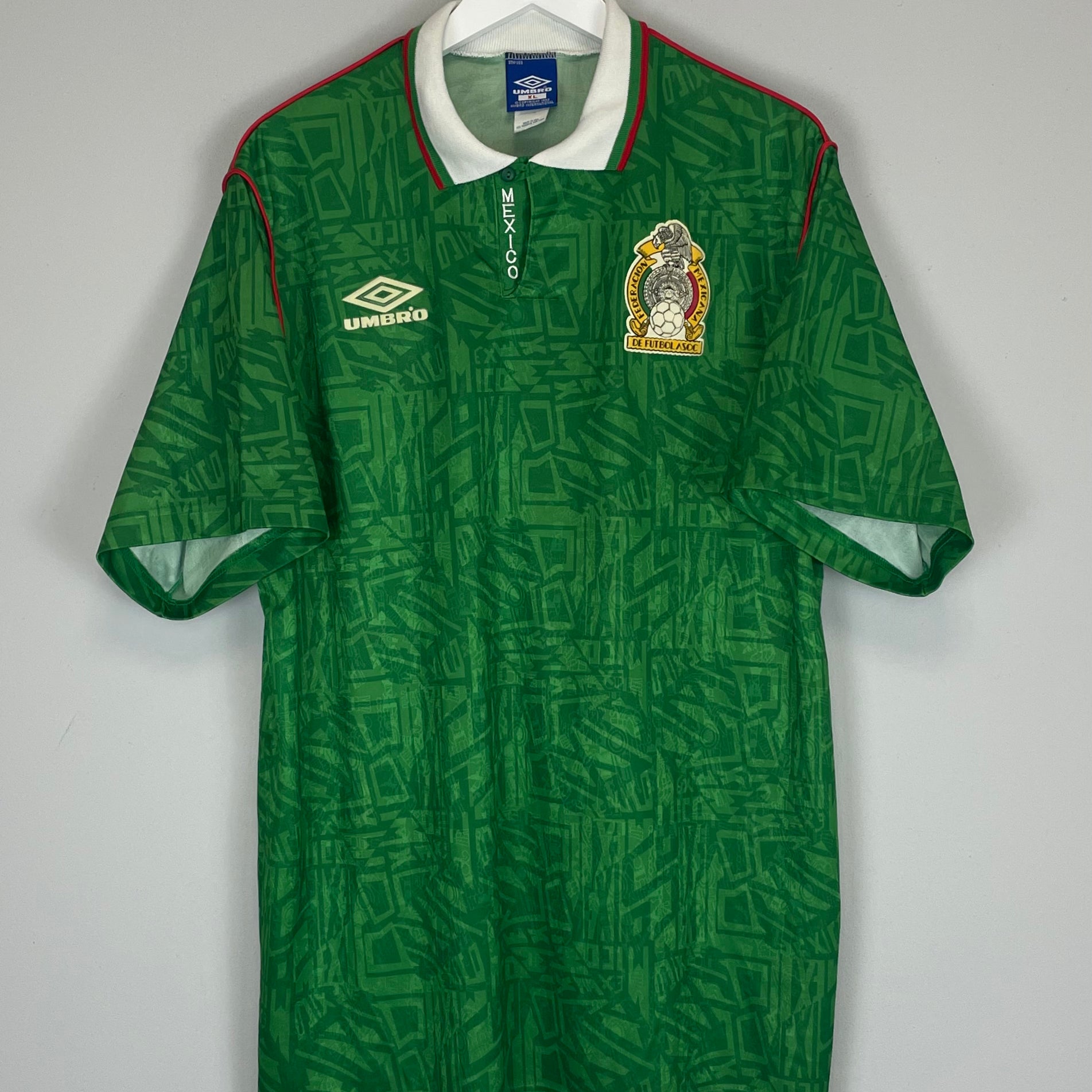 Shop 1994/96 MEXICO HOME SHIRT (XL) UMBRO, classic football shirts, vintage football shirts & retro soccer jerseys at Cult Kits