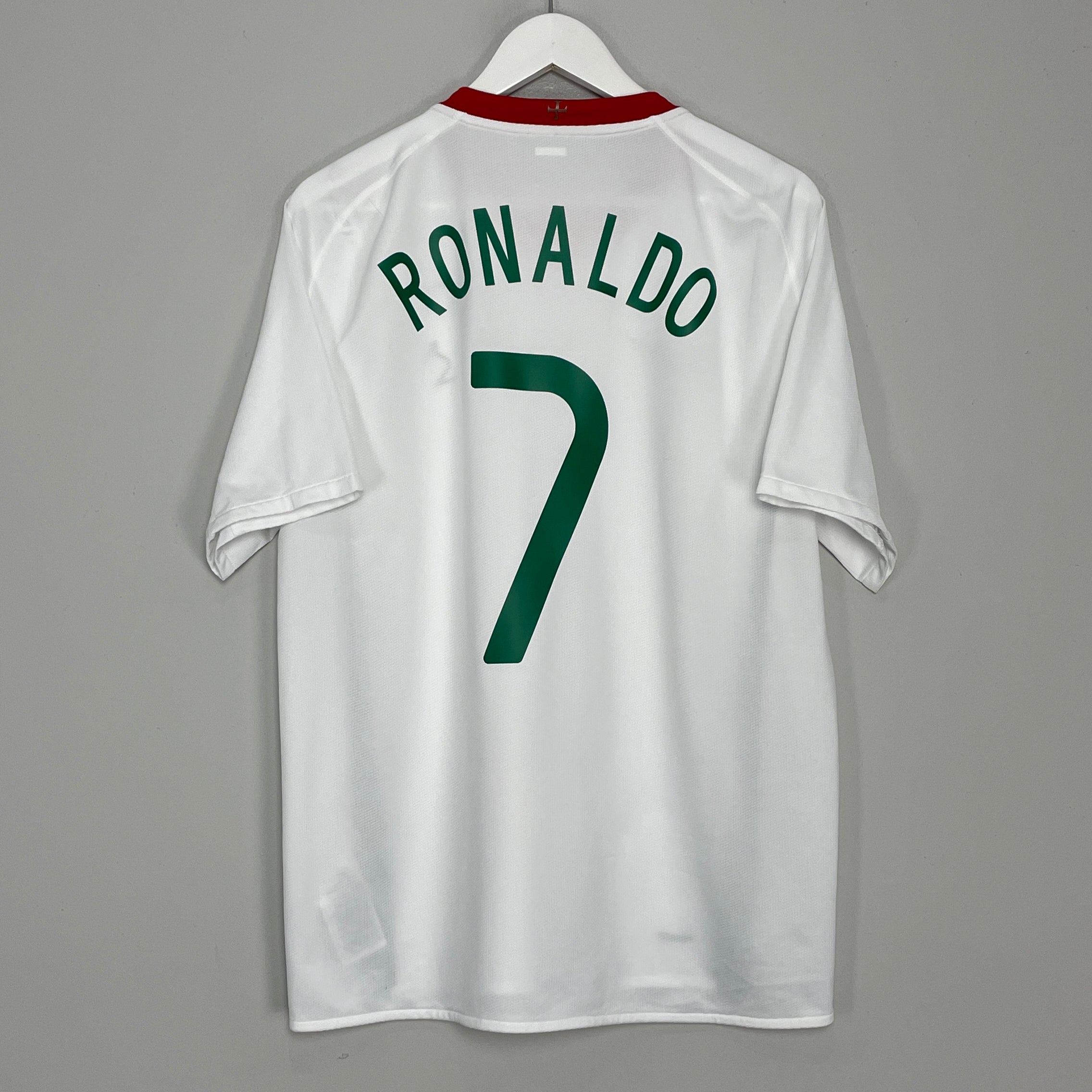 Shop 2008/10 PORTUGAL RONALDO #7 AWAY SHIRT (L) NIKE, classic football shirts, vintage football shirts & retro soccer jerseys at Cult Kits