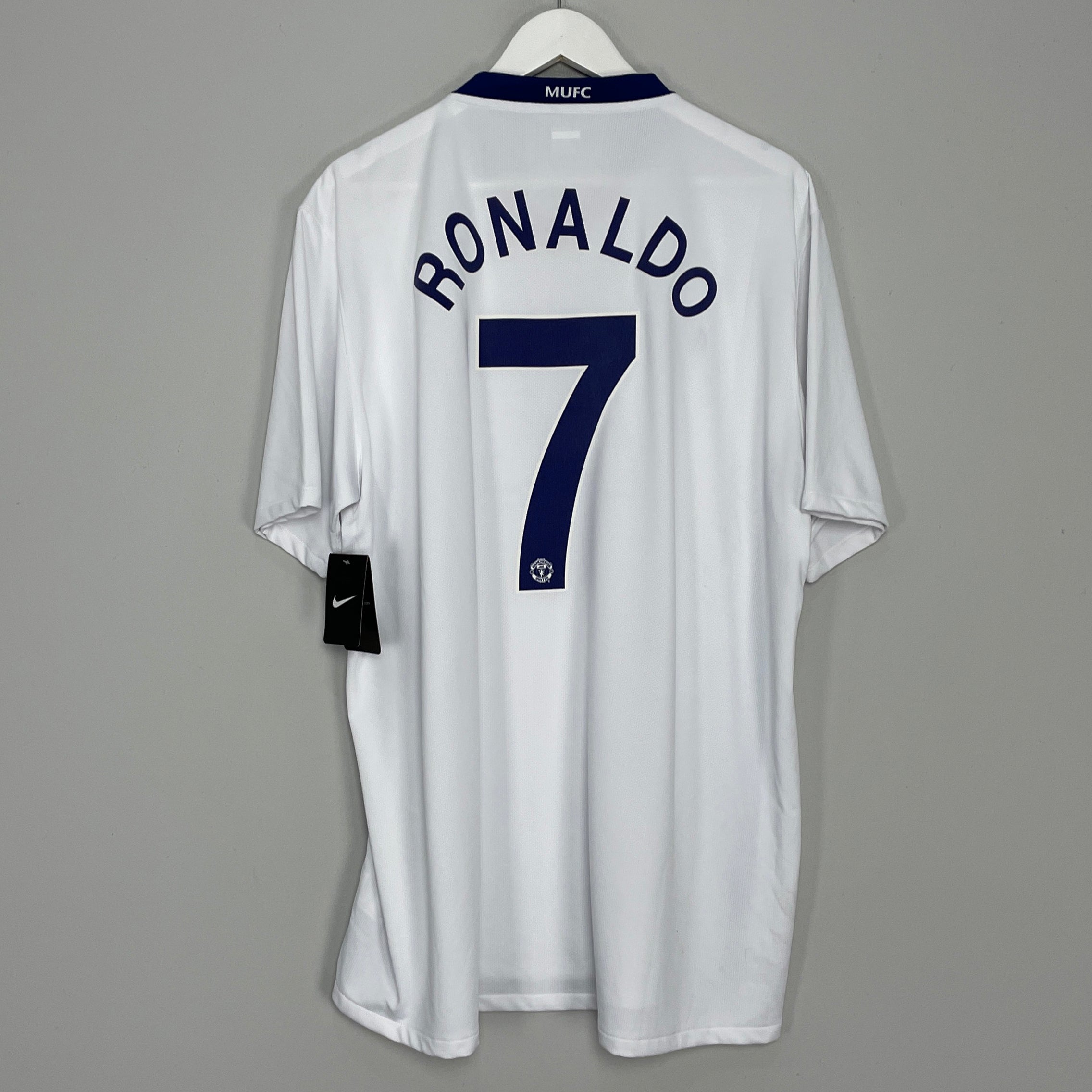 Shop 2008/09 MANCHESTER UNITED *BNWT* RONALDO #7 AWAY SHIRT (XXL) NIKE, classic football shirts, vintage football shirts & retro soccer jerseys at Cult Kits