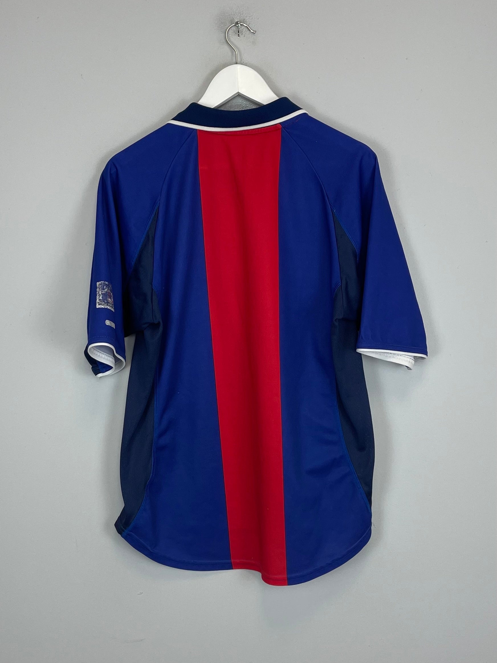 Shop 2000/01 PSG HOME SHIRT (M) NIKE, classic football shirts, vintage football shirts & retro soccer jerseys at Cult Kits