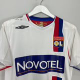 Shop 2006/07 LYON JUNINHO #8 HOME SHIRT (M) UMBRO, classic football shirts, vintage football shirts & retro soccer jerseys at Cult Kits