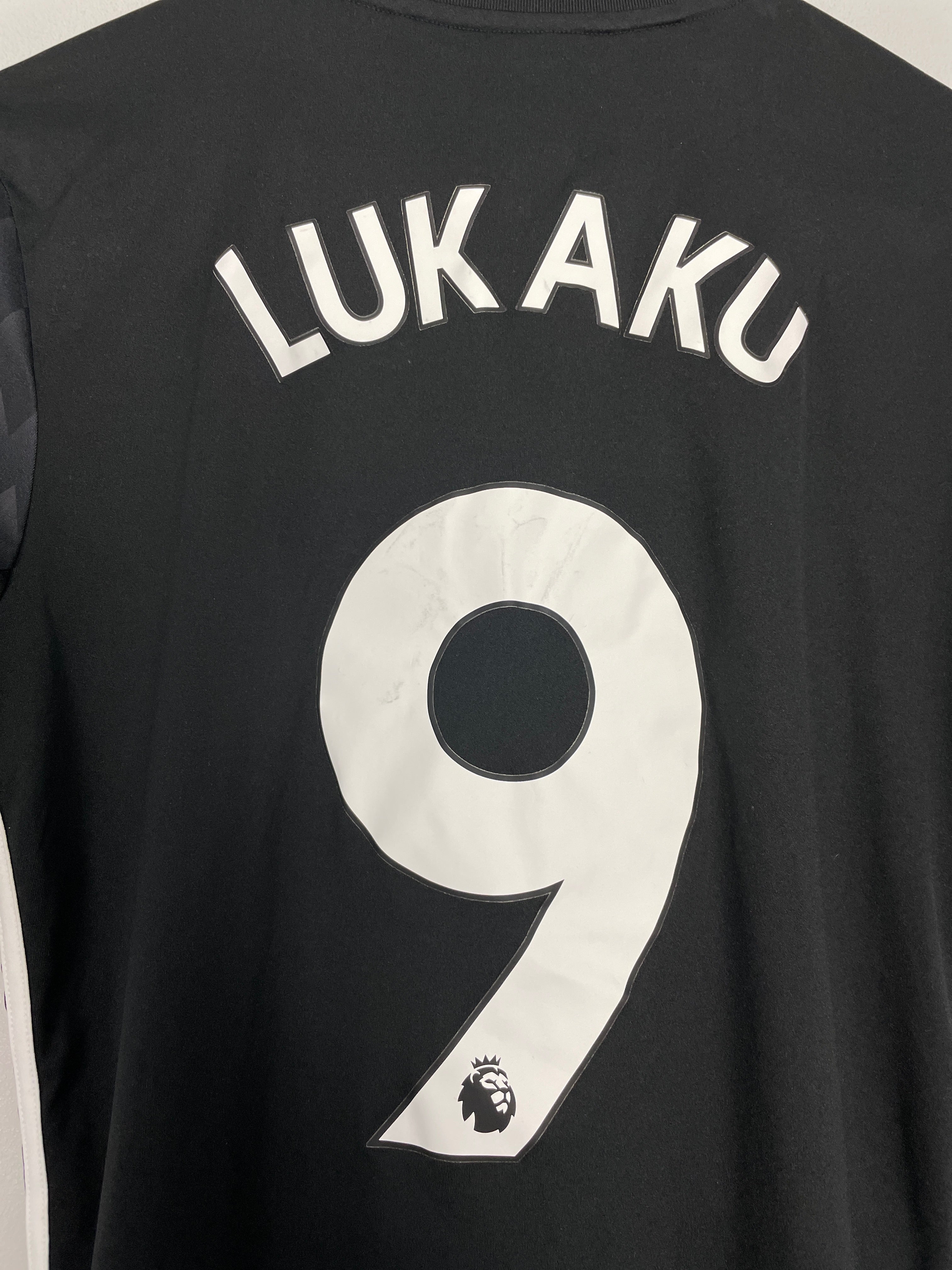 Shop 2017/18 MANCHESTER UNITED LUKAKU #9 AWAY SHIRT (XL.KIDS) ADIDAS, classic football shirts, vintage football shirts & retro soccer jerseys at Cult Kits
