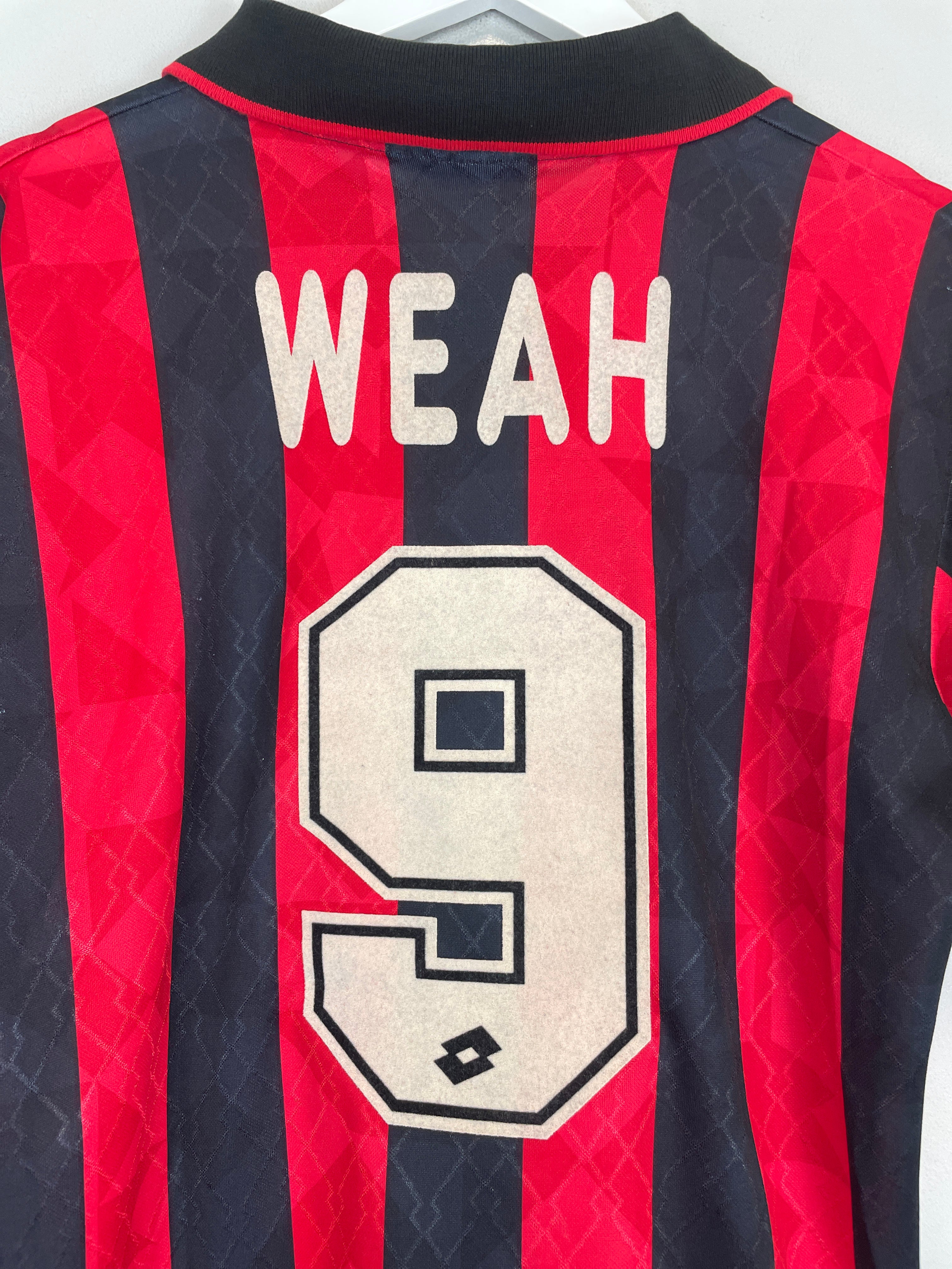 Shop 1995/96 AC MILAN WEAH #9 HOME SHIRT (M) LOTTO, classic football shirts, vintage football shirts & retro soccer jerseys at Cult Kits