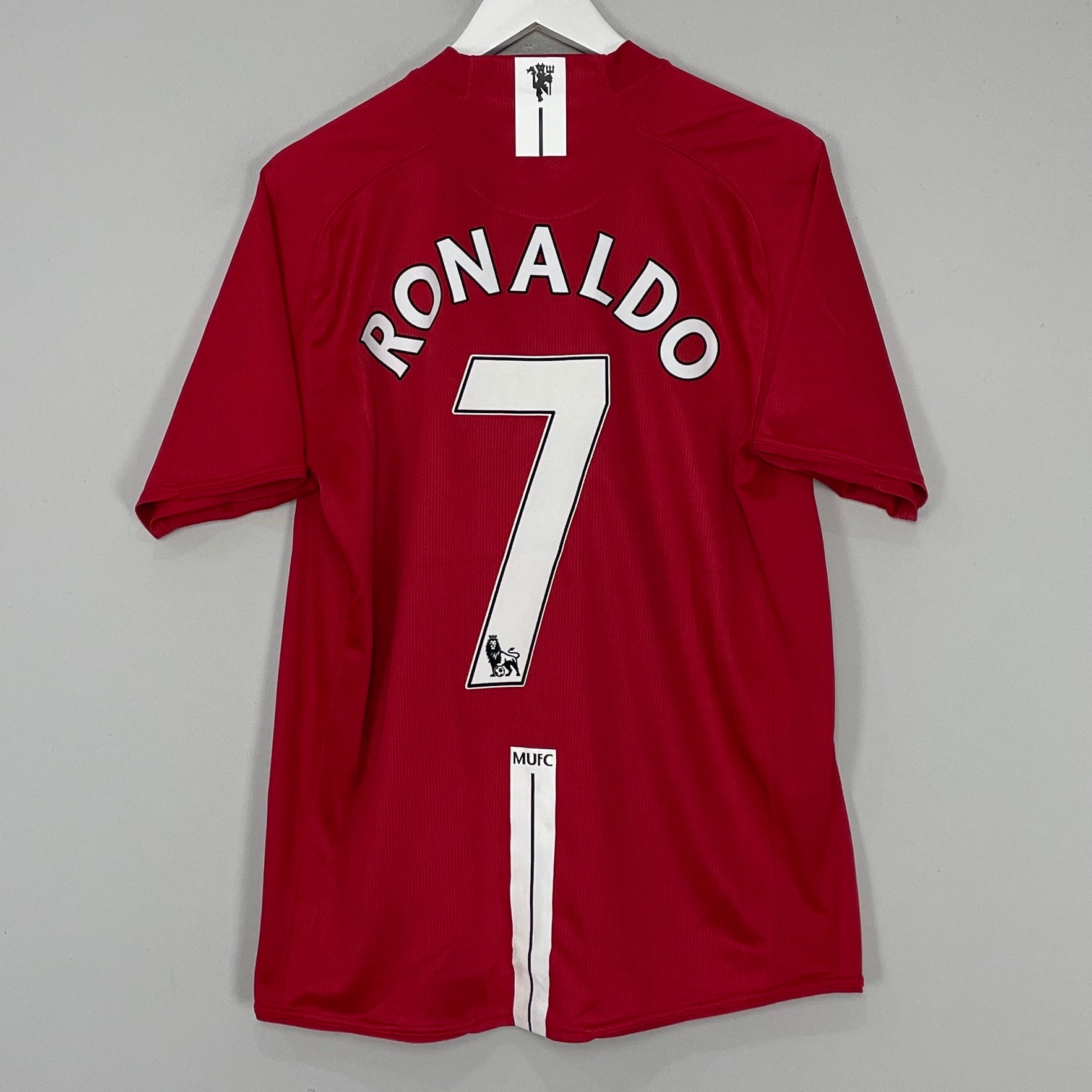 Shop 2007/09 MANCHESTER UNITED RONALDO #7 HOME SHIRT (L) NIKE, classic football shirts, vintage football shirts & retro soccer jerseys at Cult Kits