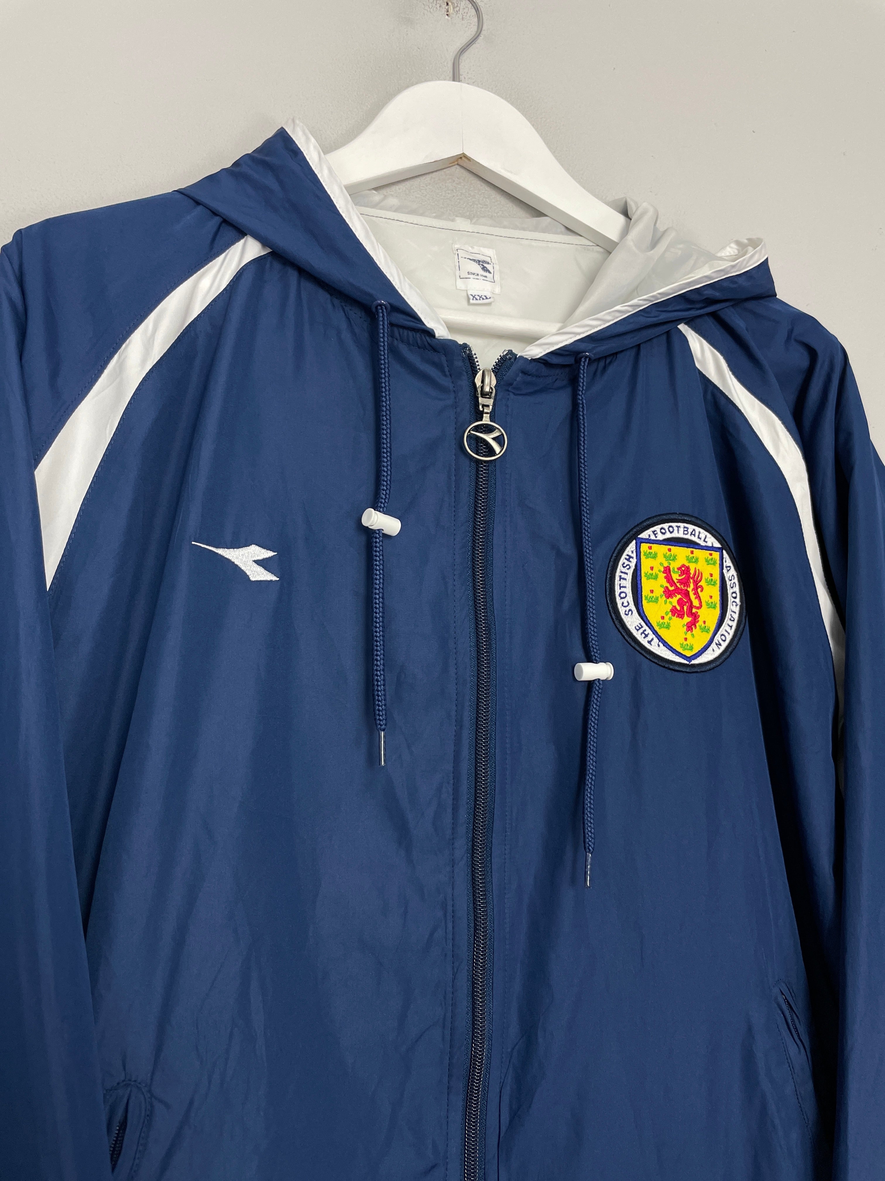 Shop 2003/04 SCOTLAND TRACK JACKET (XXL) DIADORA, classic football shirts, vintage football shirts & retro soccer jerseys at Cult Kits