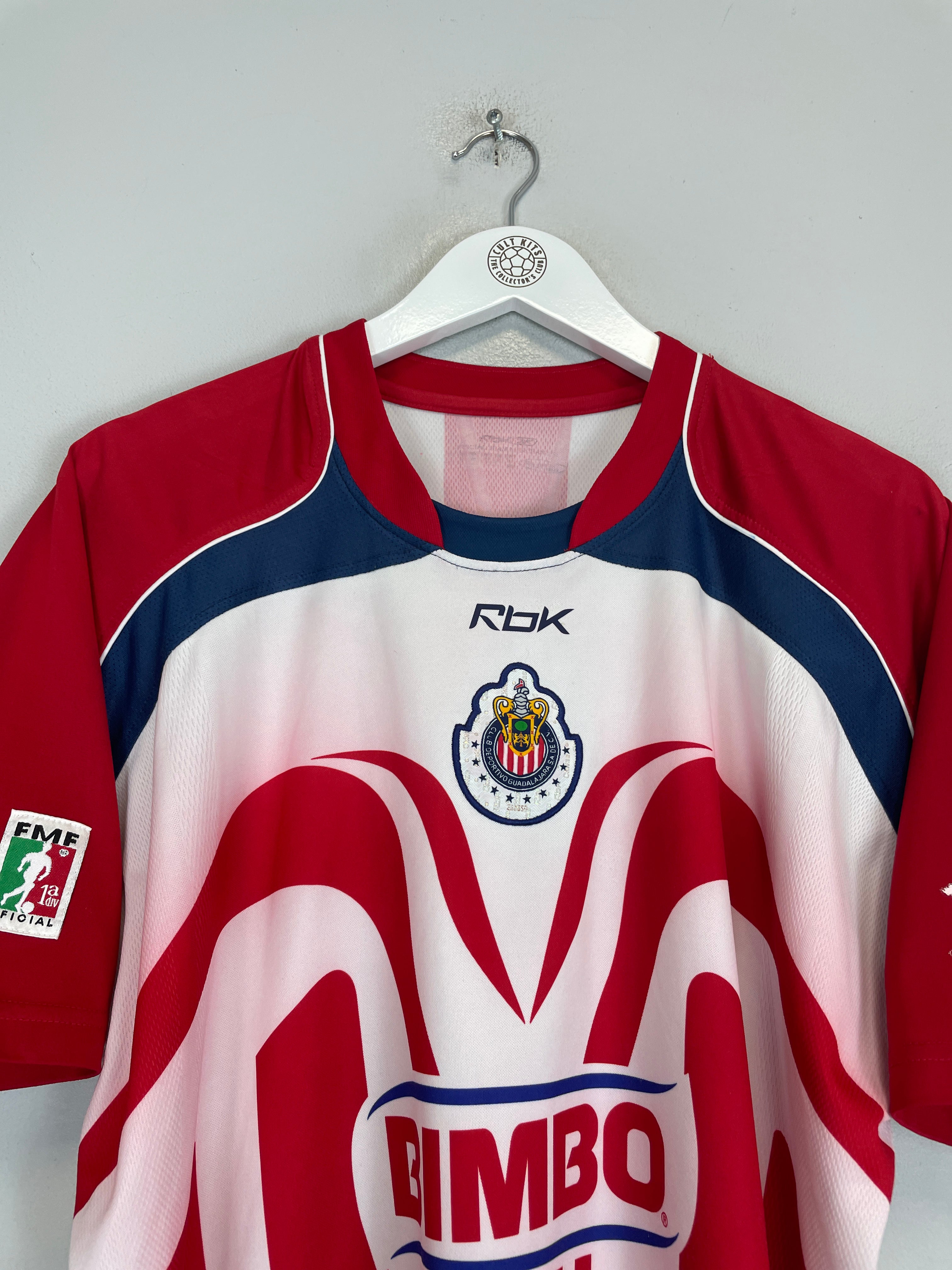 Shop 2006/07 CHIVAS GUADALAJARA HOME SHIRT (M) REEBOK, classic football shirts, vintage football shirts & retro soccer jerseys at Cult Kits