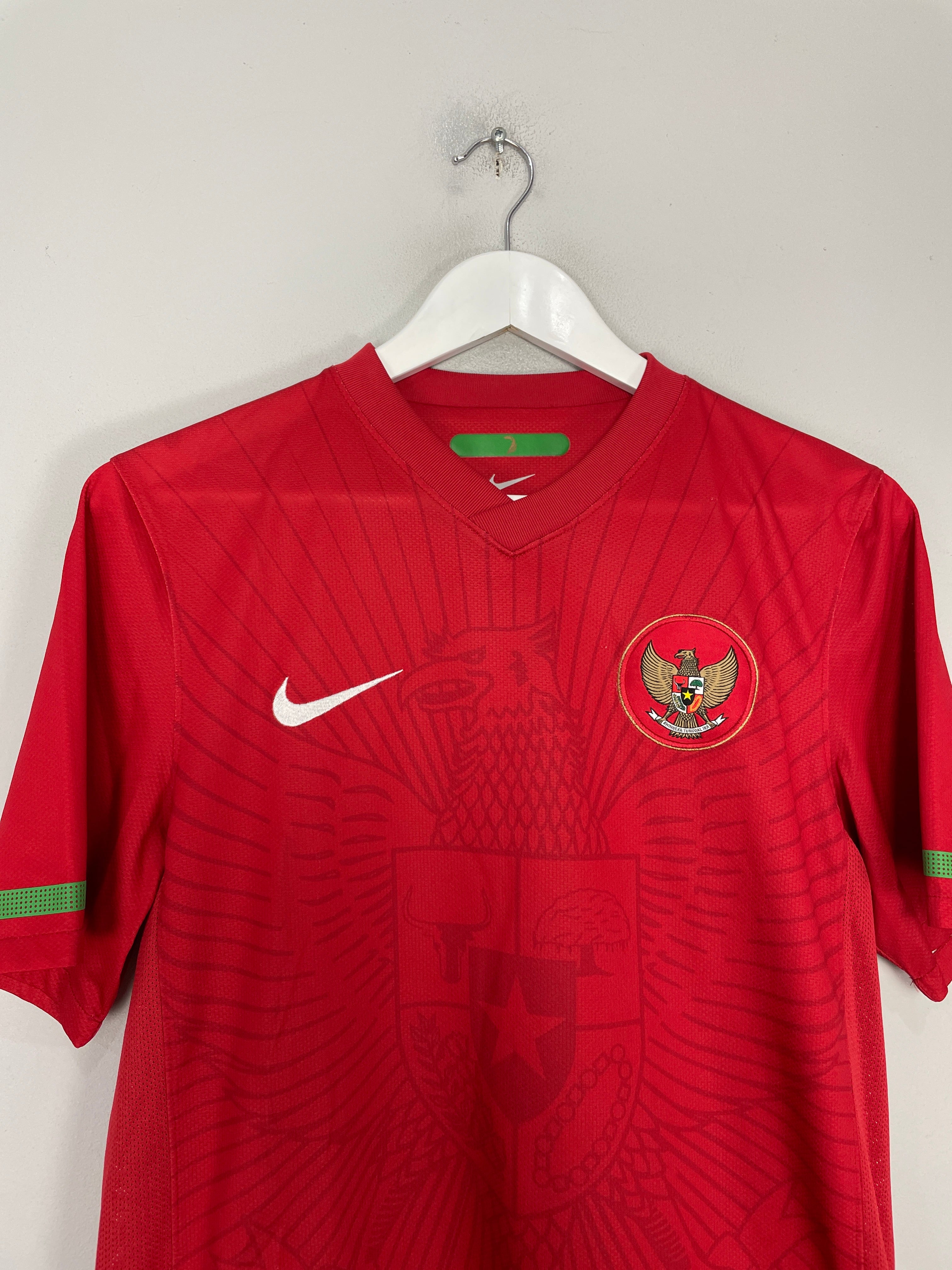 Shop 2010/12 INDONESIA HOME SHIRT (M) NIKE, classic football shirts, vintage football shirts & retro soccer jerseys at Cult Kits