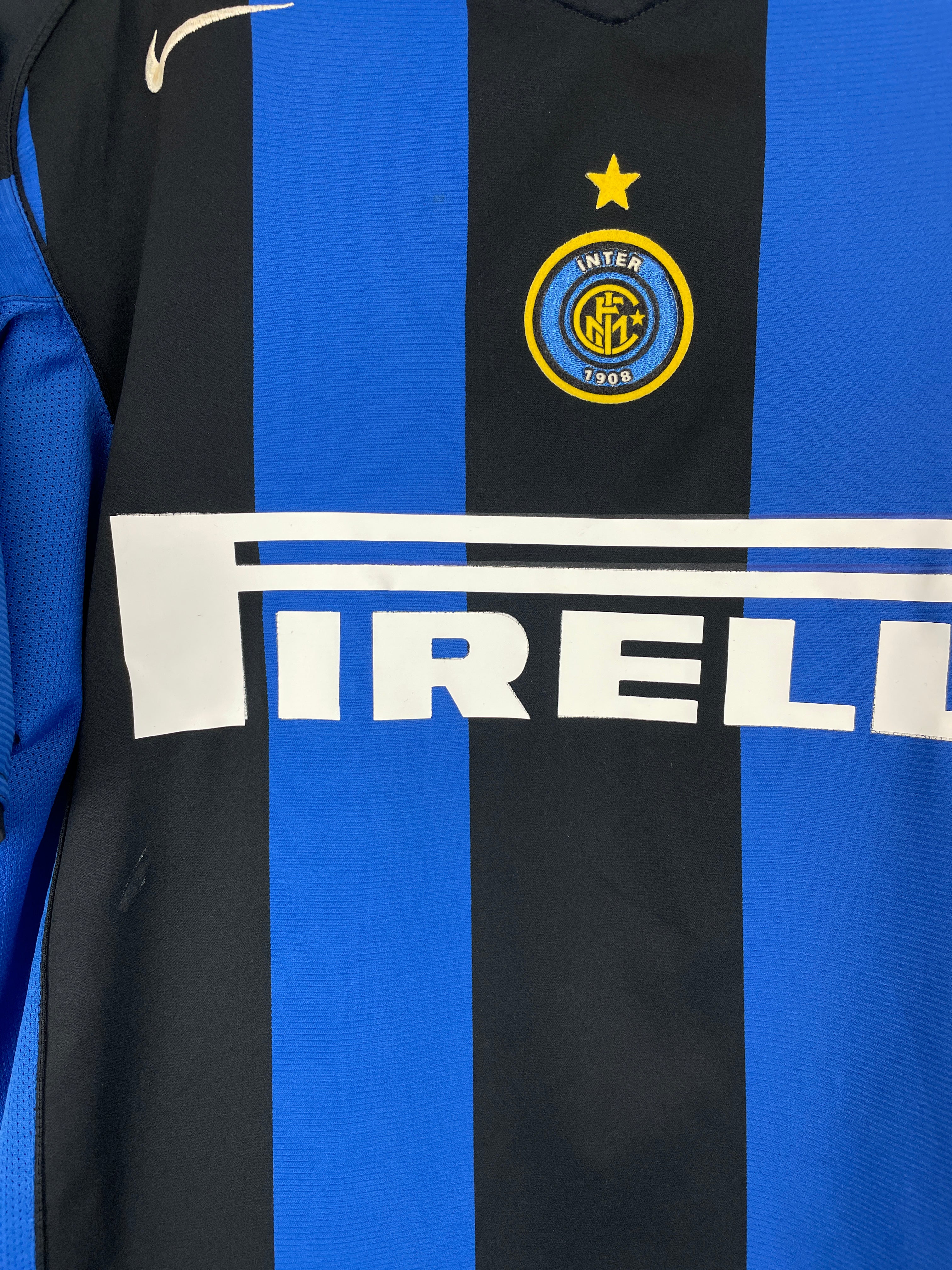 Shop 2004/05 INTER MILAN RECOBA #20 HOME SHIRT (L) NIKE, classic football shirts, vintage football shirts & retro soccer jerseys at Cult Kits