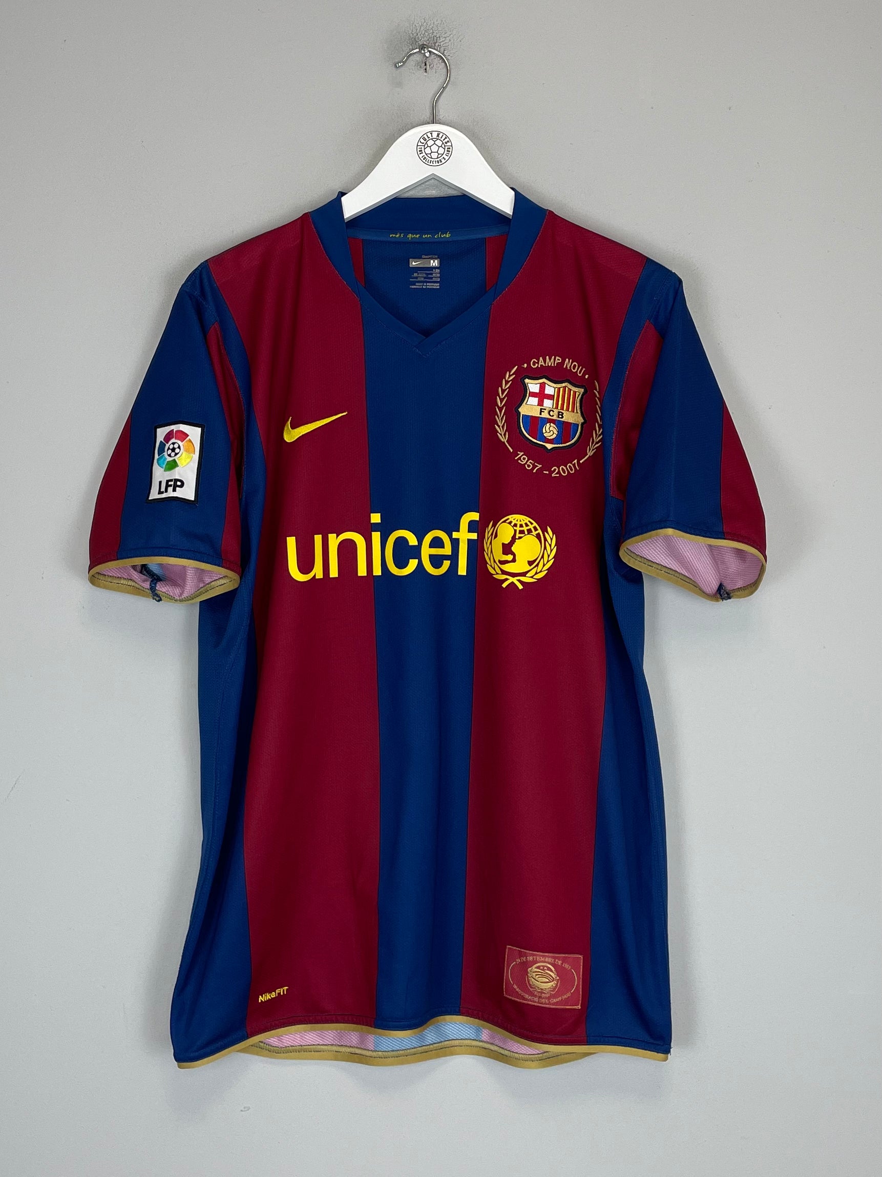 Buy 2007/08 BARCELONA RONALDINHO 10 HOME SHIRT (M) NIKE ~ Free worldwide shipping available ~ Authentic Vintage Football Shirts from Cult Kits