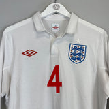 2010/11 ENGLAND GERRARD #4 L/S HOME SHIRT (M) UMBRO