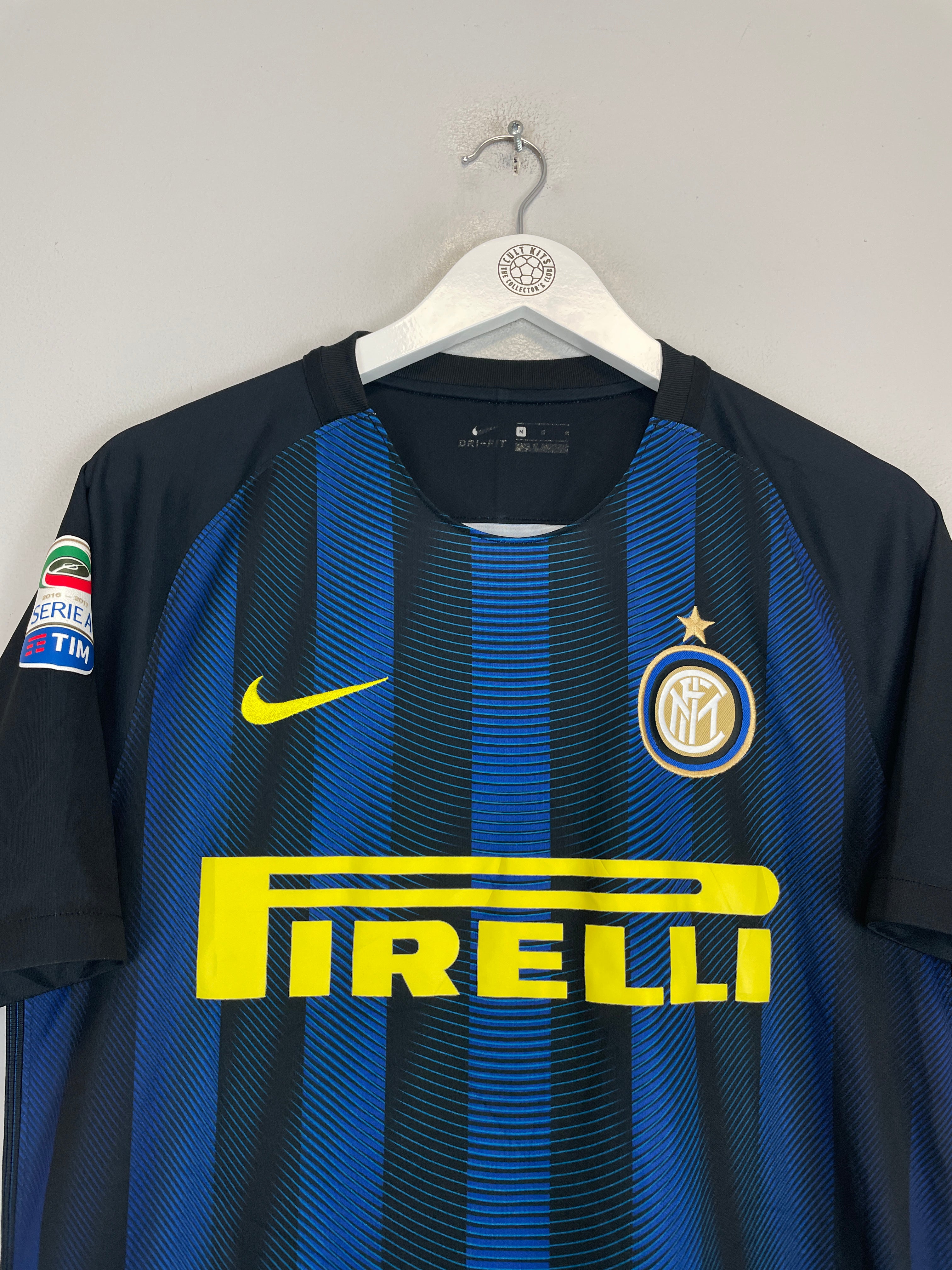 Shop 2016/17 INTER MILAN ICARDI #9 HOME SHIRT (M) NIKE, classic football shirts, vintage football shirts & retro soccer jerseys at Cult Kits
