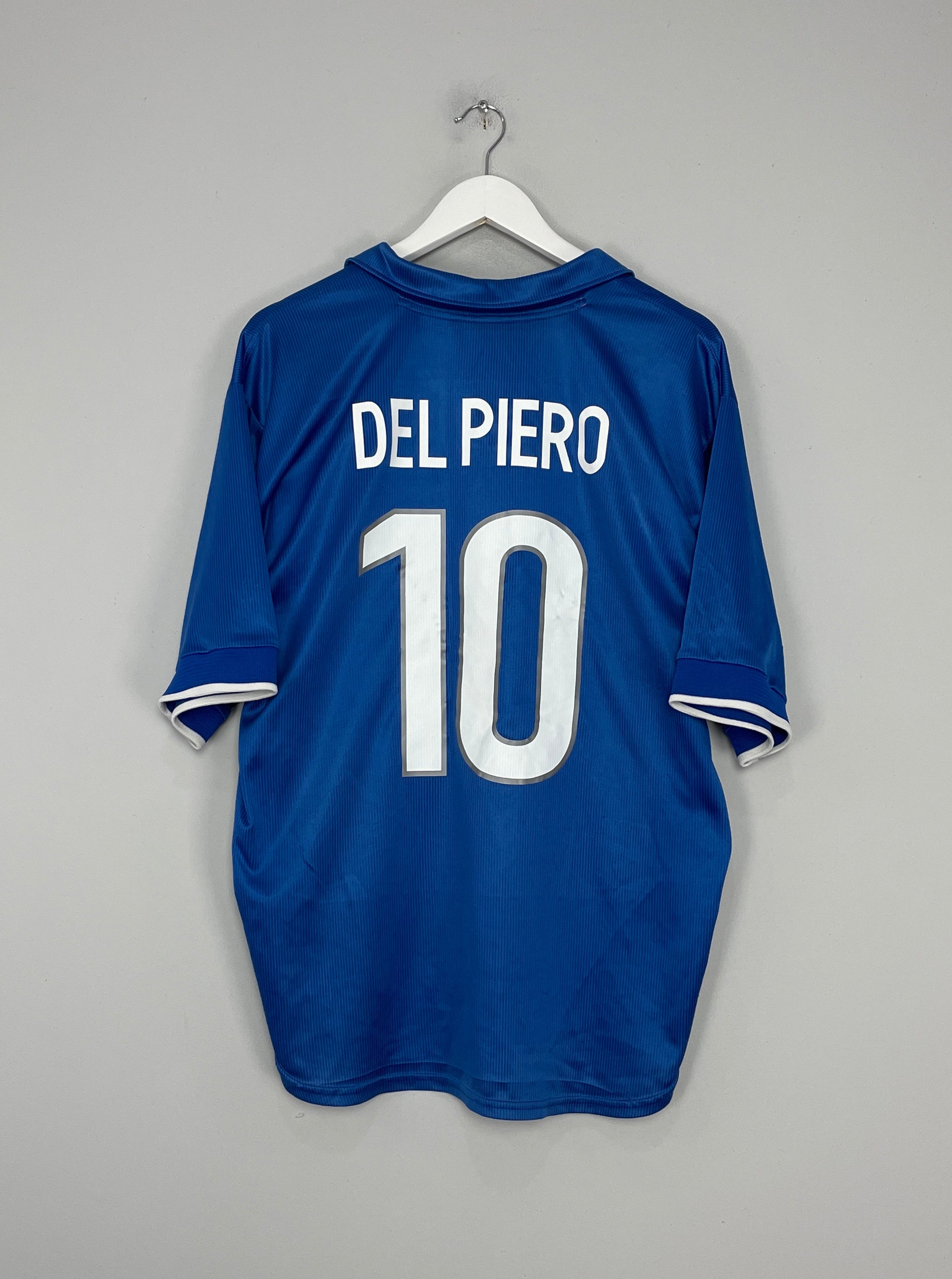 Shop 1997/98 ITALY DEL PIERO #10 HOME SHIRT (XL) NIKE, classic football shirts, vintage football shirts & retro soccer jerseys at Cult Kits