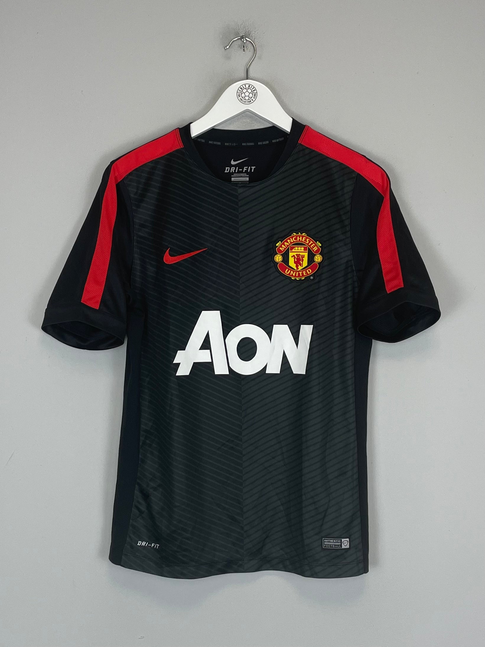 Shop 2014/15 MANCHESTER UNITED TRAINING SHIRT (L) NIKE, classic football shirts, vintage football shirts & retro soccer jerseys at Cult Kits
