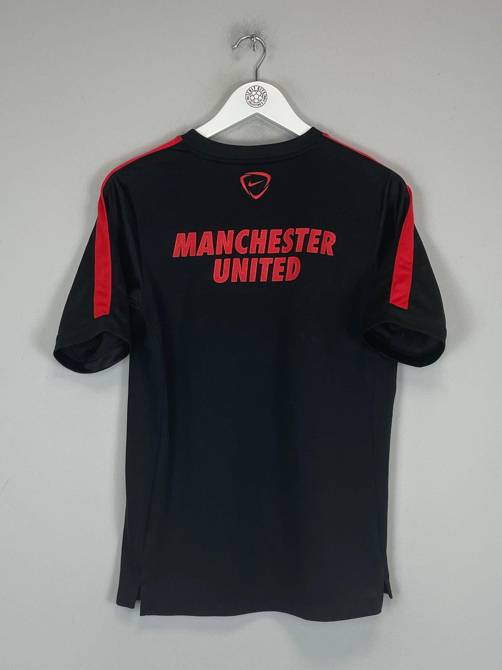 Shop 2014/15 MANCHESTER UNITED TRAINING SHIRT (L) NIKE, classic football shirts, vintage football shirts & retro soccer jerseys at Cult Kits