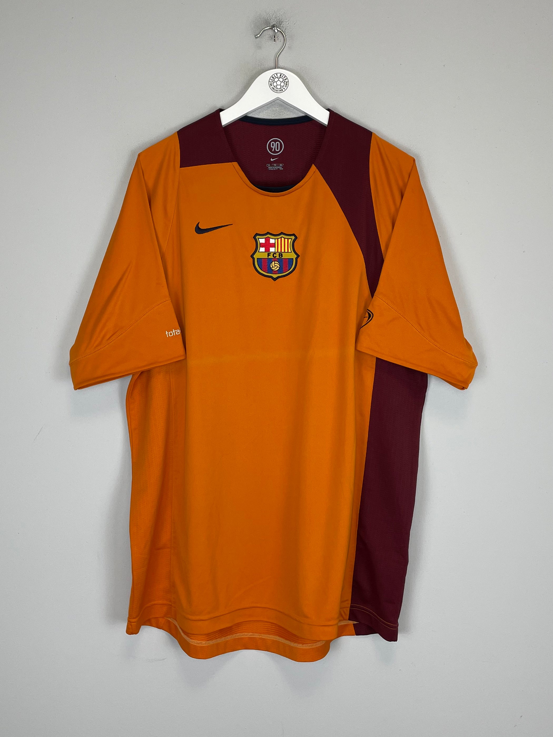 Shop 2004/05 BARCELONA MARQUEZ TRAINING SHIRT (XL) NIKE, classic football shirts, vintage football shirts & retro soccer jerseys at Cult Kits