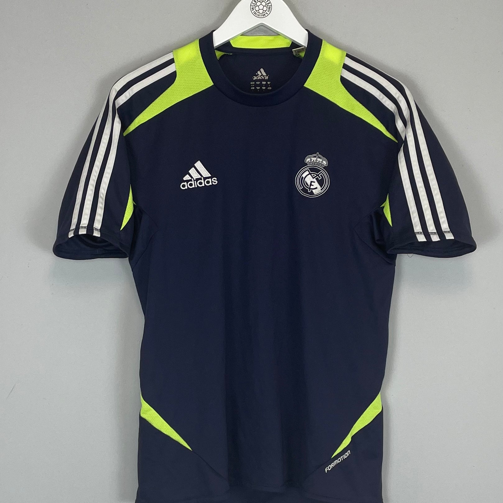 Shop 2012/13 REAL MADRID TRAINING SHIRT (S) ADIDAS, classic football shirts, vintage football shirts & retro soccer jerseys at Cult Kits