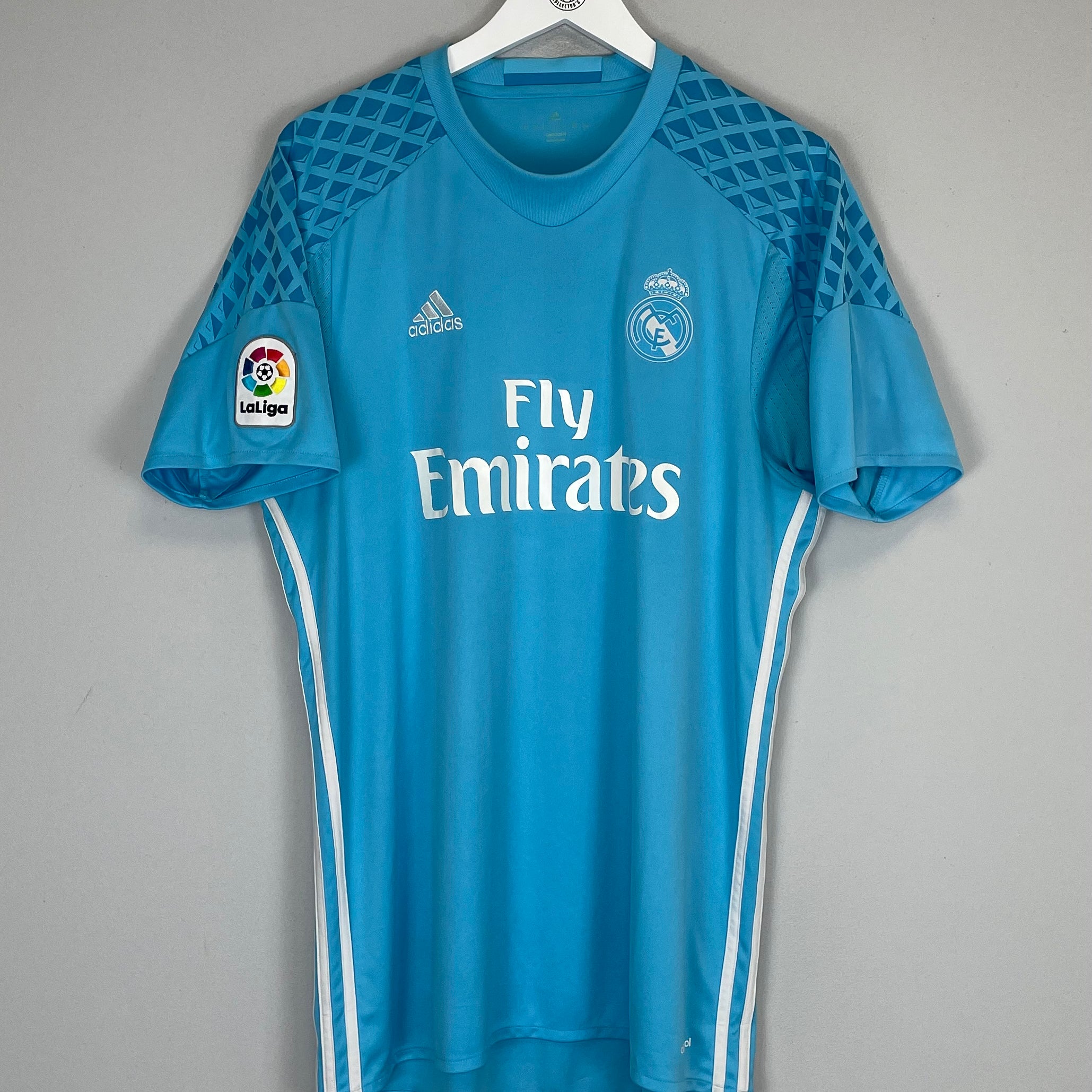 Shop 2016/17 REAL MADRID GK SHIRT (L) ADIDAS, classic football shirts, vintage football shirts & retro soccer jerseys at Cult Kits