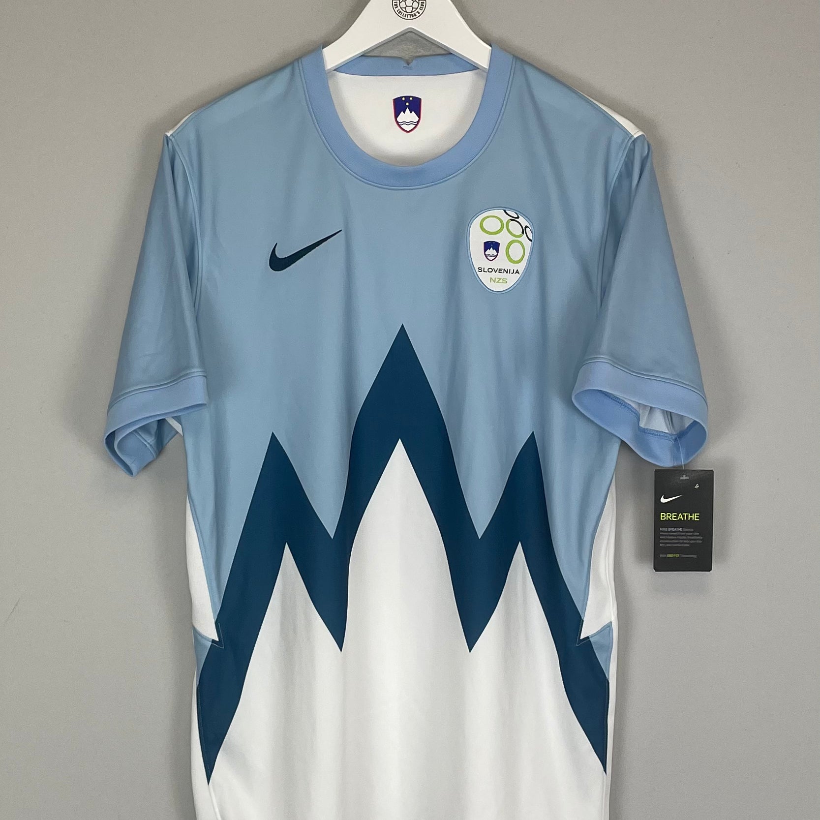 Shop 2020/21 SLOVENIA HOME SHIRT *BNWT* HOME SHIRT (L) NIKE, classic football shirts, vintage football shirts & retro soccer jerseys at Cult Kits