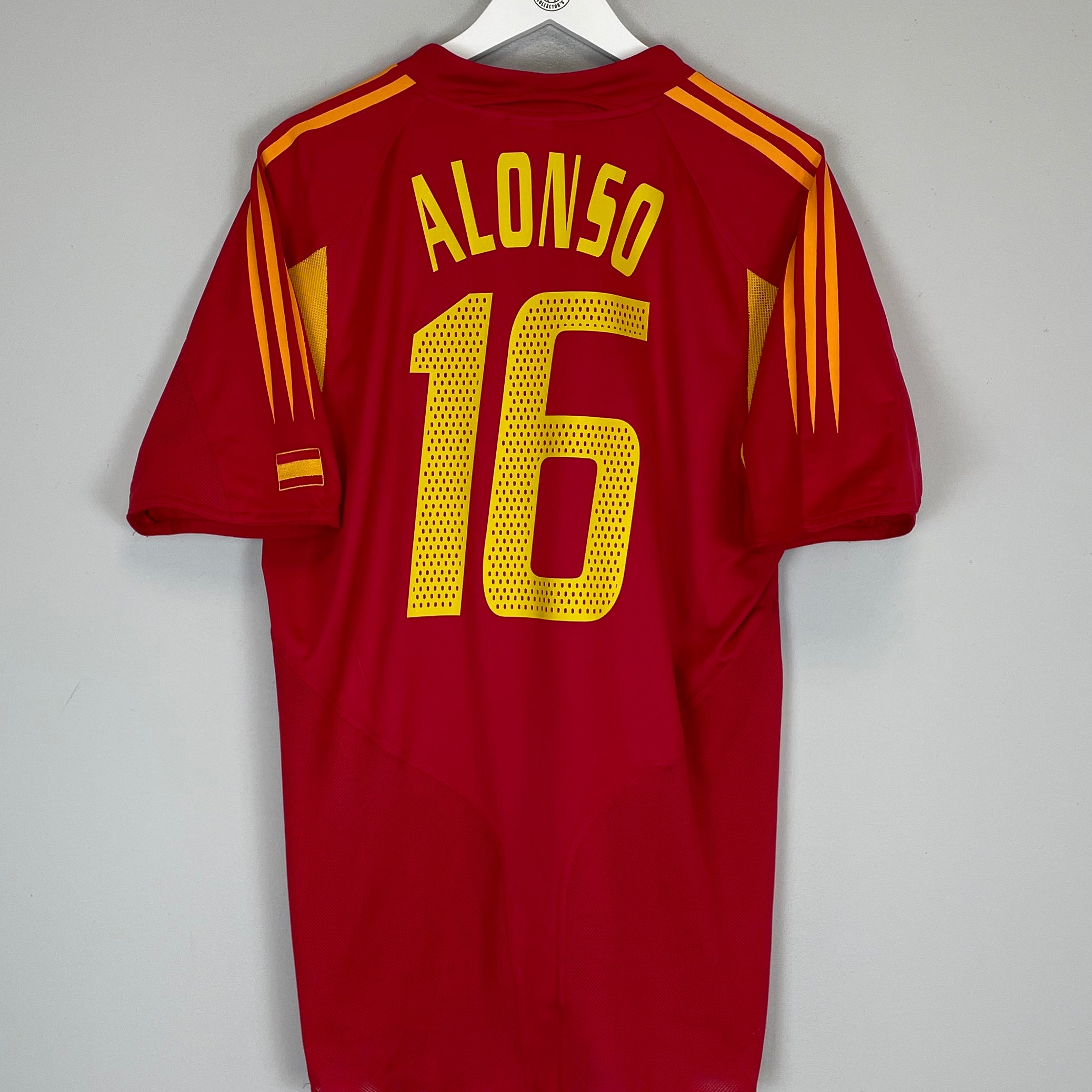 Shop 2004/06 SPAIN ALONSO #16 HOME SHIRT (M) ADIDAS, classic football shirts, vintage football shirts & retro soccer jerseys at Cult Kits
