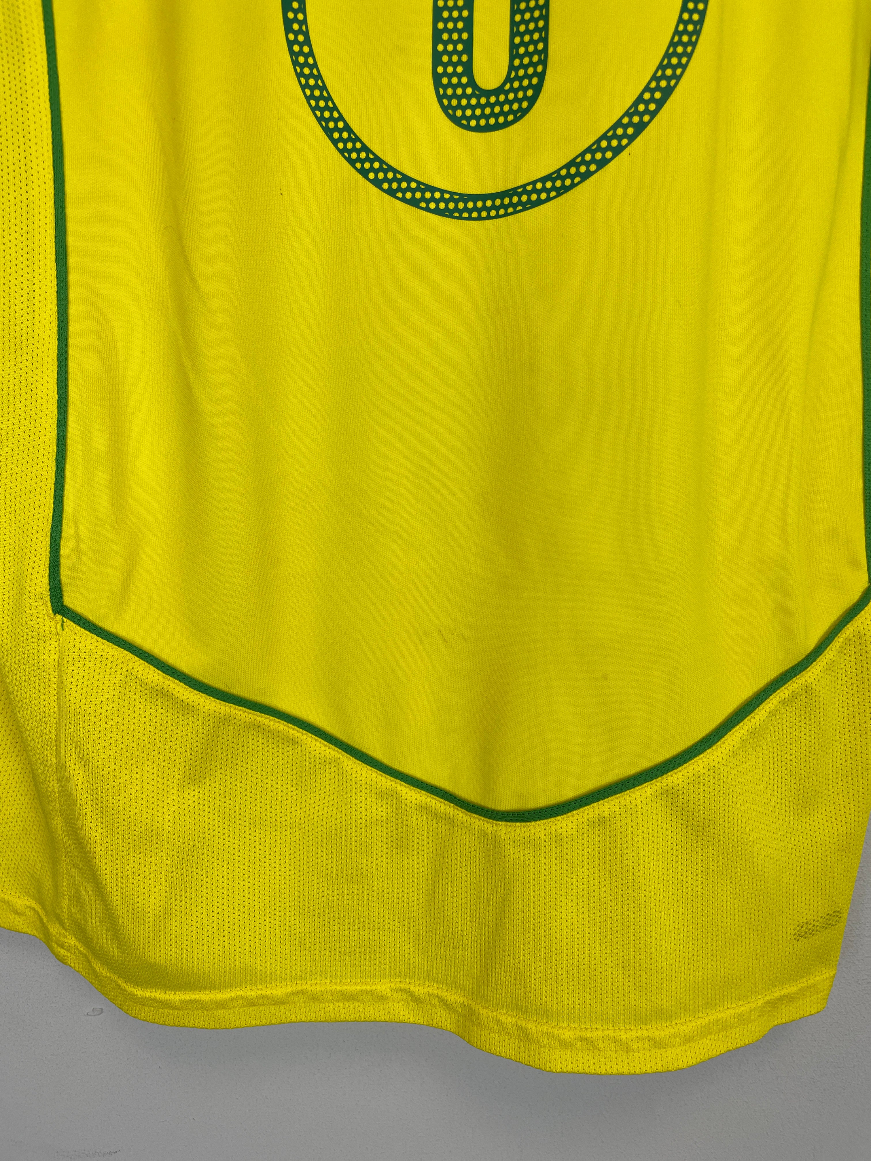 Shop 2004/06 BRAZIL R.CARLOS #3 HOME SHIRT (M) NIKE, classic football shirts, vintage football shirts & retro soccer jerseys at Cult Kits