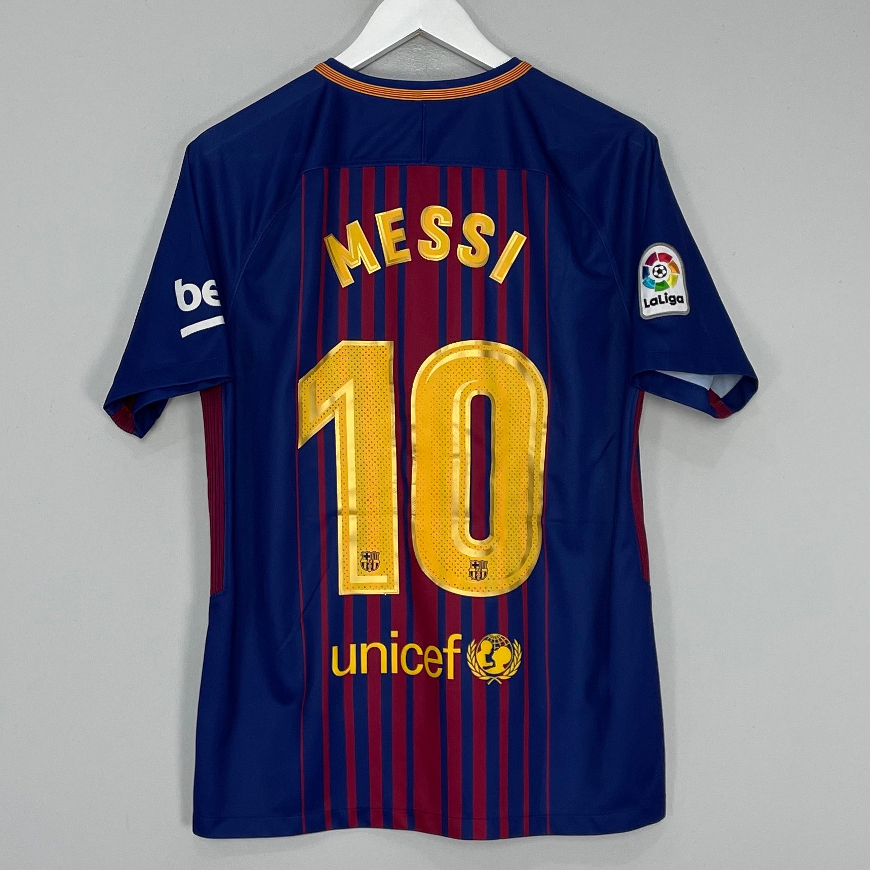 Shop 2017/18 BARCELONA MESSI #10 HOME SHIRT (M) NIKE, classic football shirts, vintage football shirts & retro soccer jerseys at Cult Kits