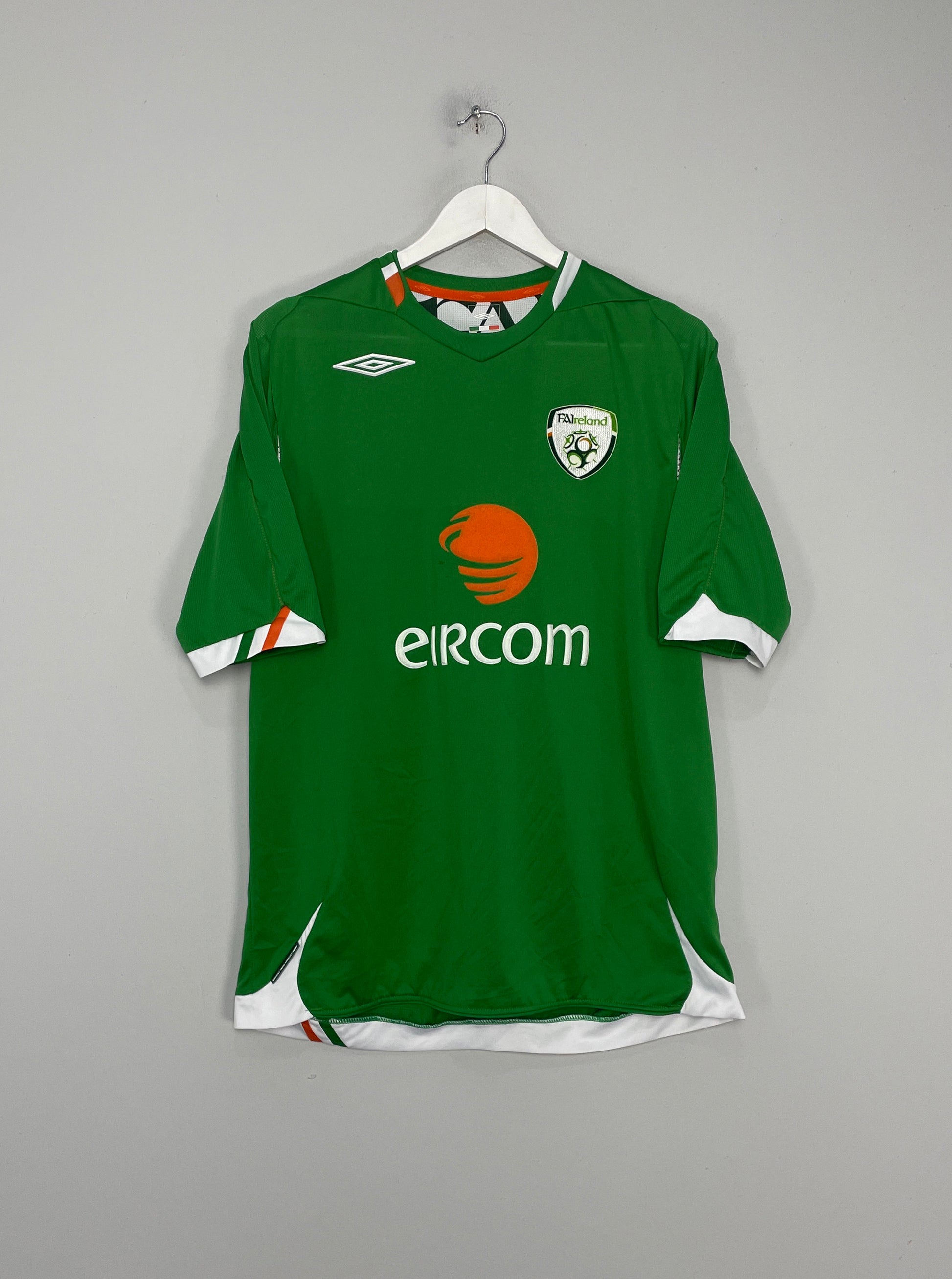 2006/07 IRELAND HOME SHIRT (L) UMBRO