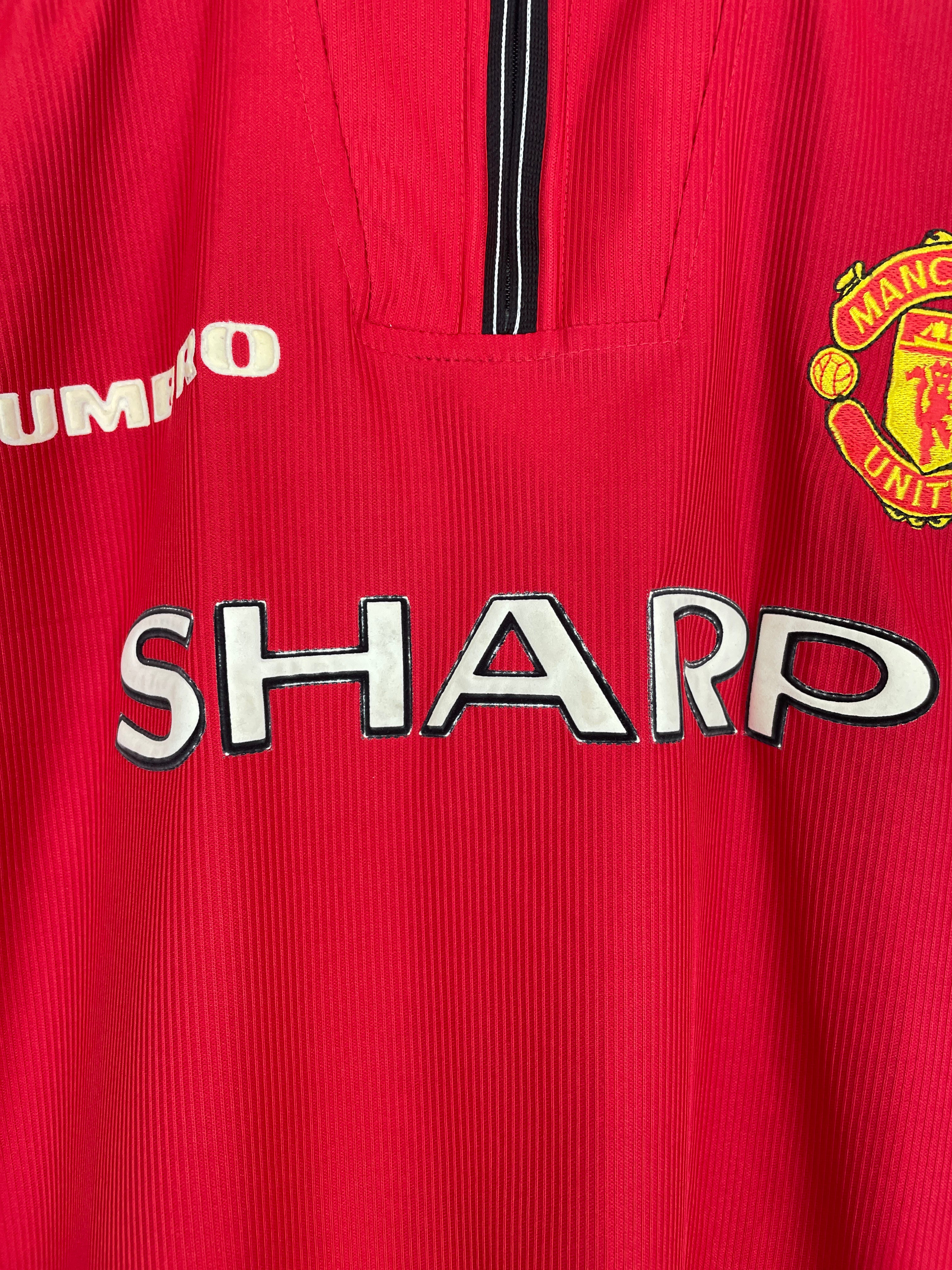 Shop 1998/99 MANCHESTER UNITED BECKHAM #7 HOME SHIRT (L) UMBRO, classic football shirts, vintage football shirts & retro soccer jerseys at Cult Kits