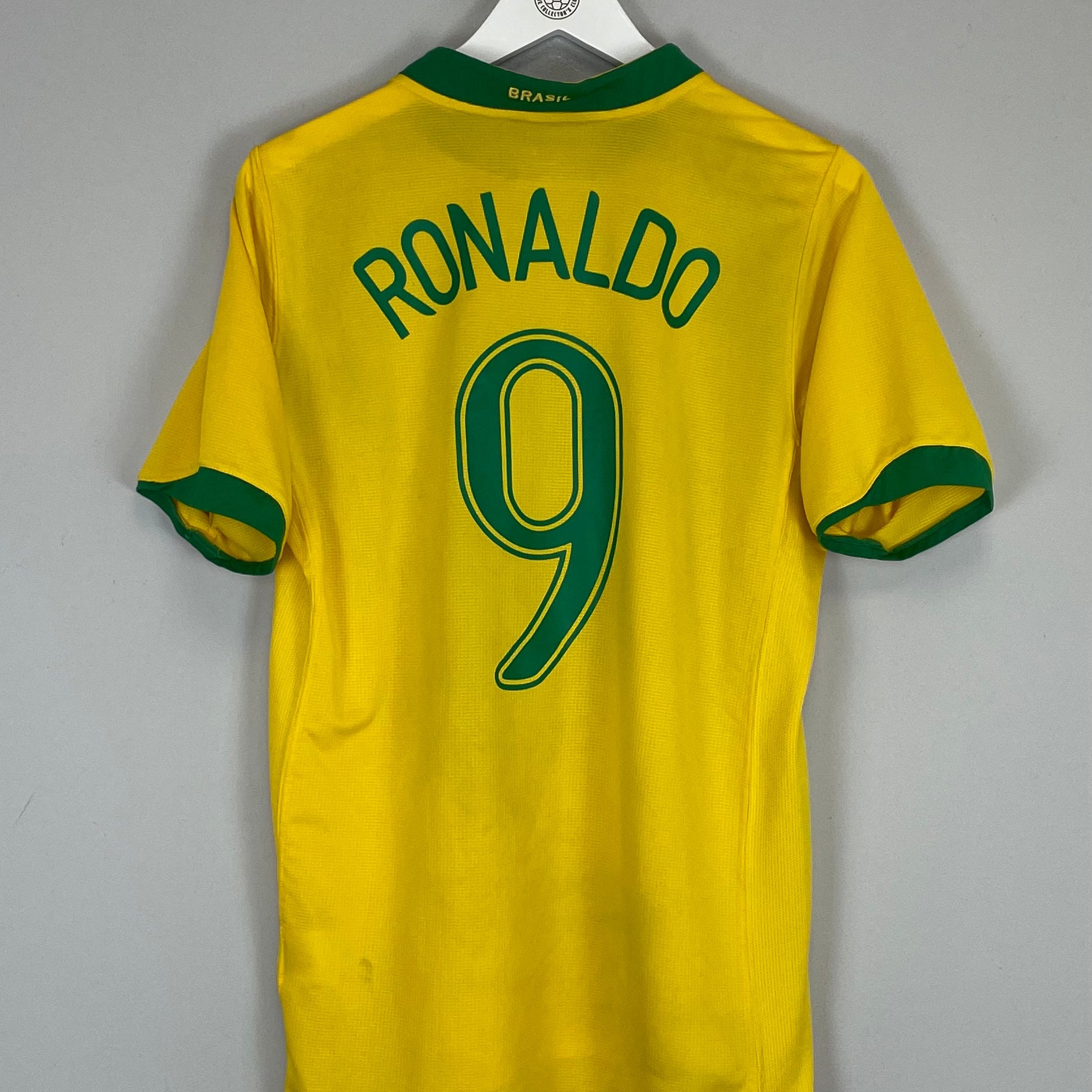 Shop 2006 BRAZIL RONALDO #9 HOME SHIRT (M) NIKE, classic football shirts, vintage football shirts & retro soccer jerseys at Cult Kits