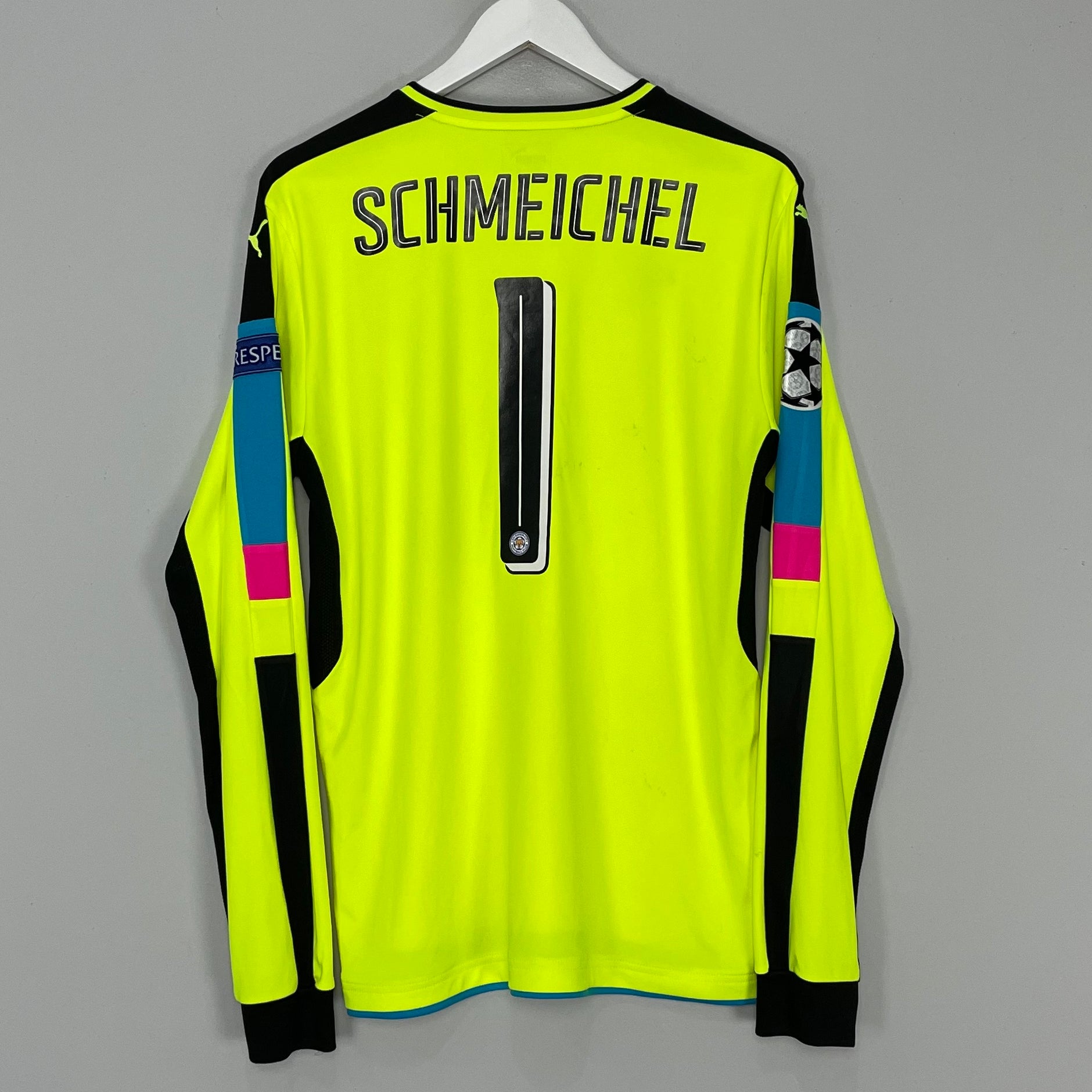 Shop 2016/17 LEICESTER CITY SCHMEICHEL #1 C/L GK SHIRT (L) PUMA, classic football shirts, vintage football shirts & retro soccer jerseys at Cult Kits