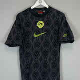 Shop 1996/97 DORTMUND TRAINING SHIRT (S) NIKE, classic football shirts, vintage football shirts & retro soccer jerseys at Cult Kits