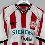 Shop 2001/02 OLYMPIAKOS HOME SHIRT (XL) UMBRO, classic football shirts, vintage football shirts & retro soccer jerseys at Cult Kits