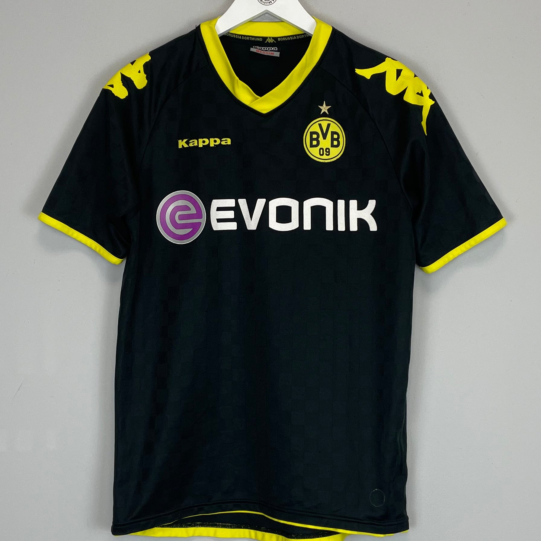 Shop 2010/11 DORTMUND AWAY SHIRT (M) KAPPA, classic football shirts, vintage football shirts & retro soccer jerseys at Cult Kits