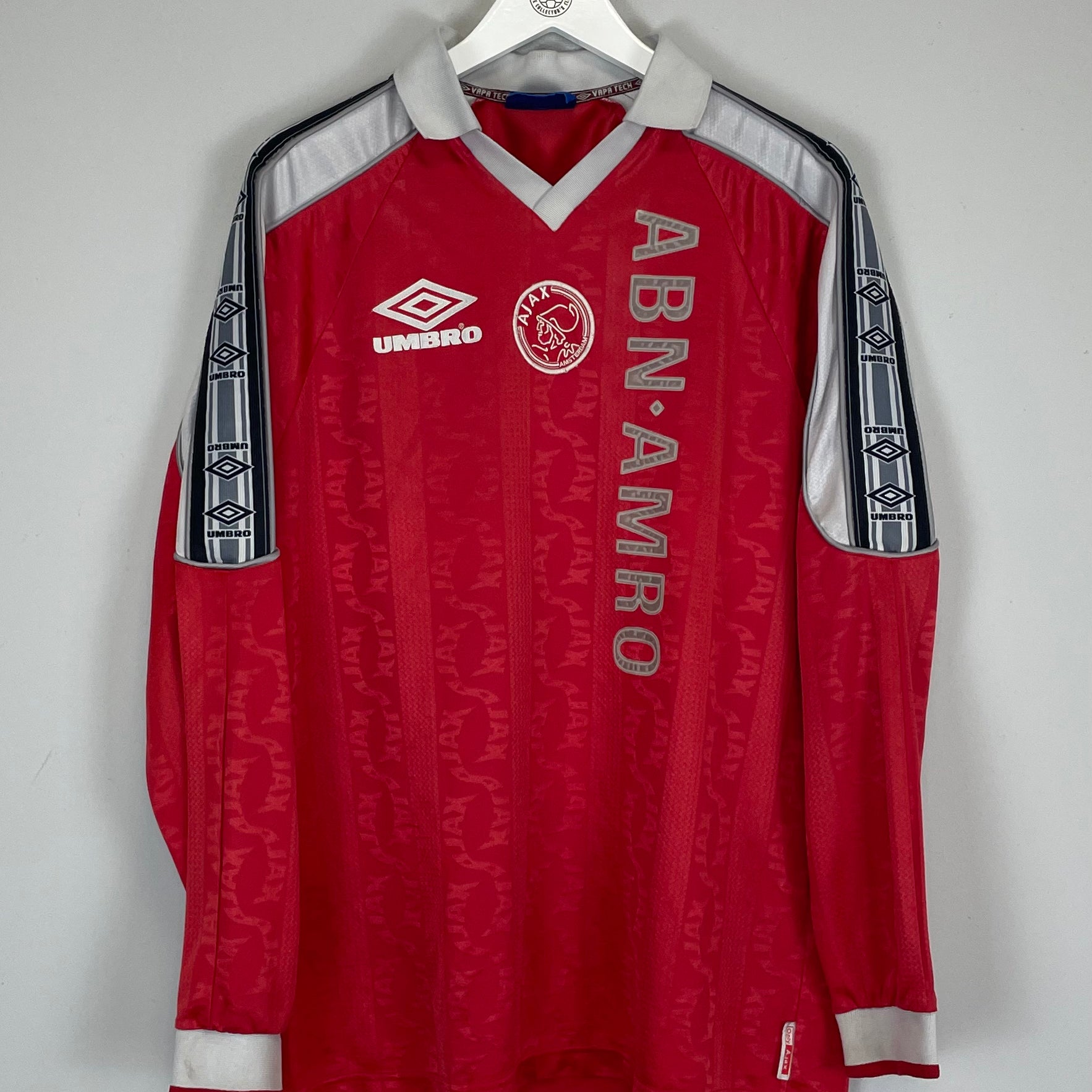 Shop 1998/99 AJAX TRAINING SHIRT (XL) UMBRO, classic football shirts, vintage football shirts & retro soccer jerseys at Cult Kits