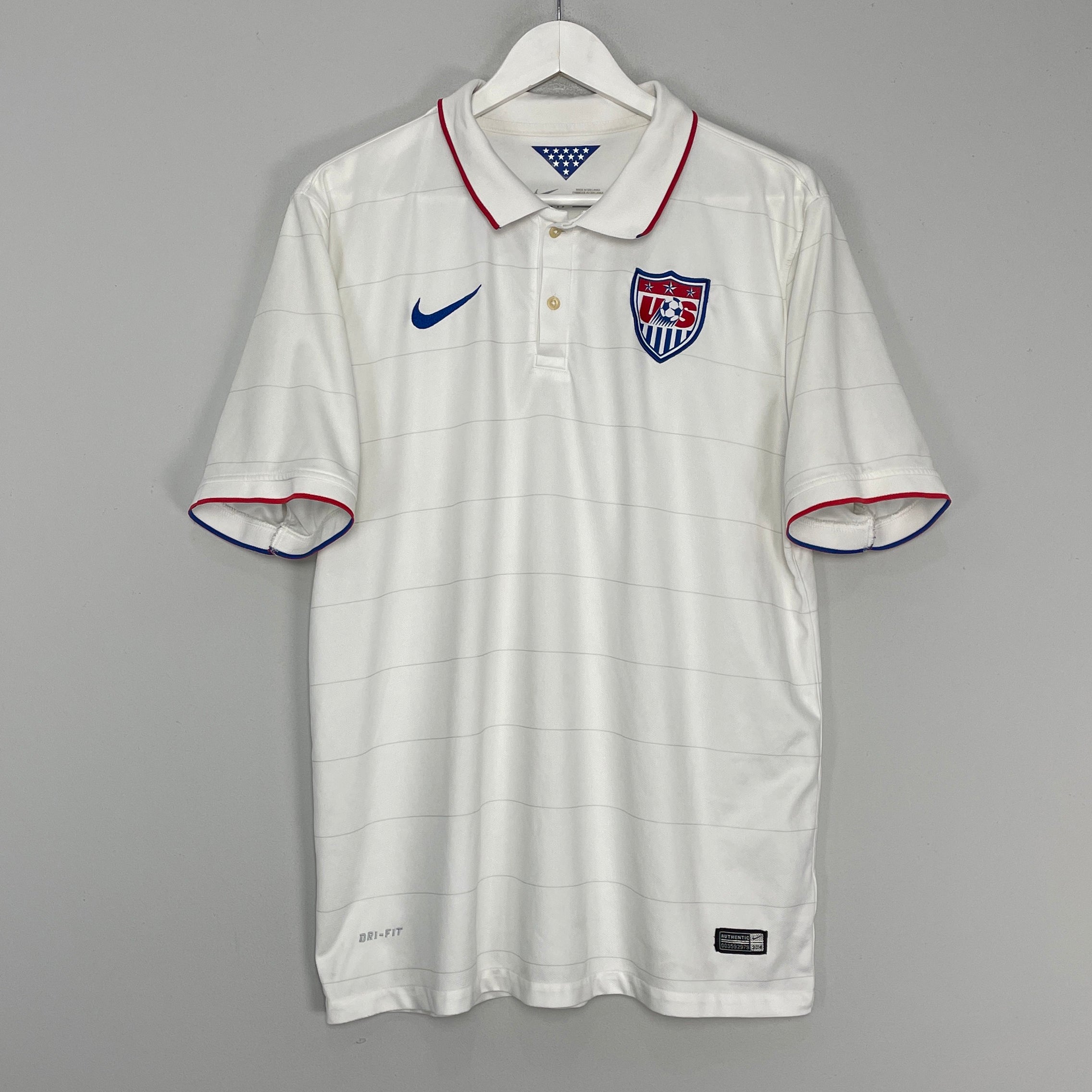 Shop 2014/15 USA HOME SHIRT (XL) NIKE, classic football shirts, vintage football shirts & retro soccer jerseys at Cult Kits
