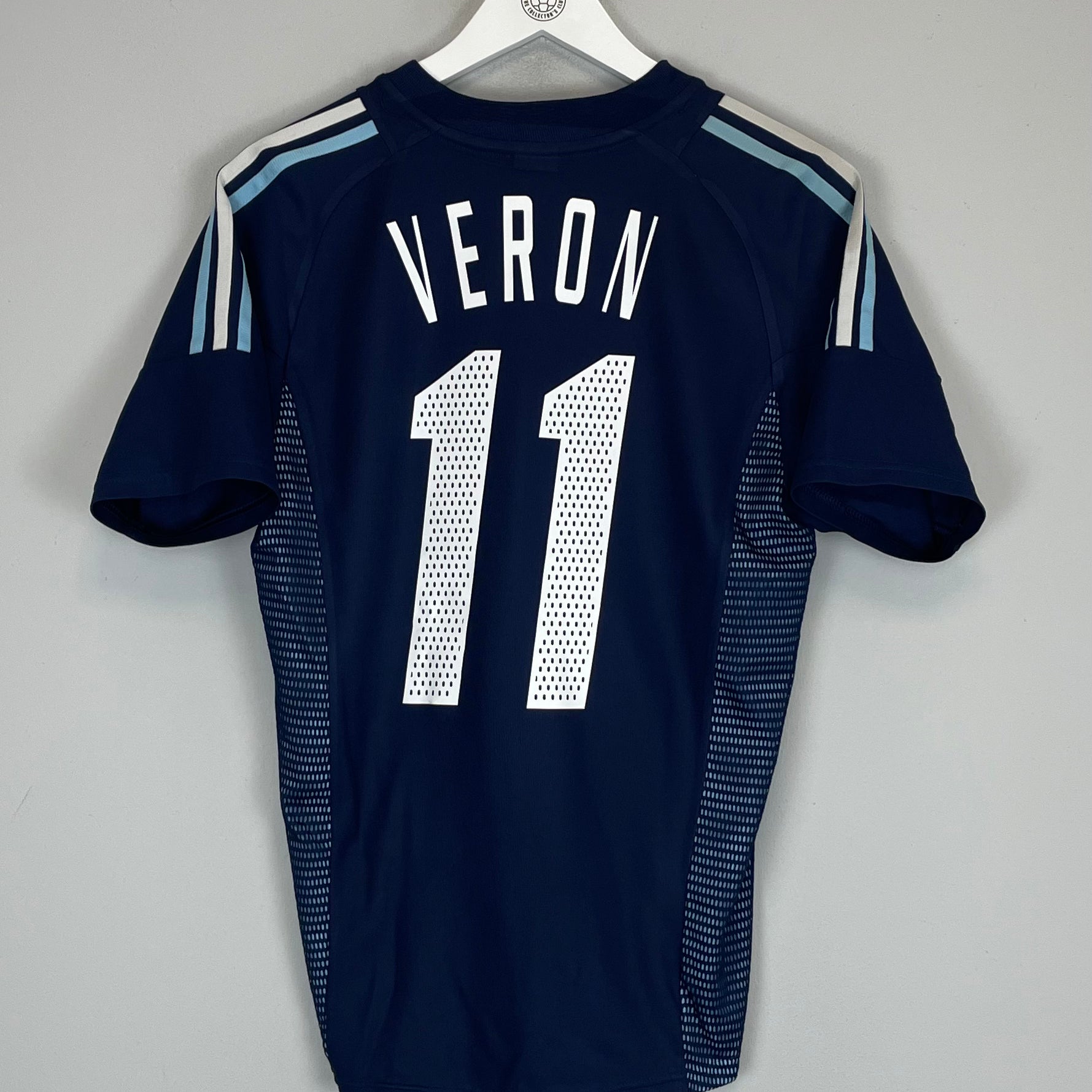 Shop 2002/04 ARGENTINA VERON #11 AWAY SHIRT (S) ADIDAS, classic football shirts, vintage football shirts & retro soccer jerseys at Cult Kits