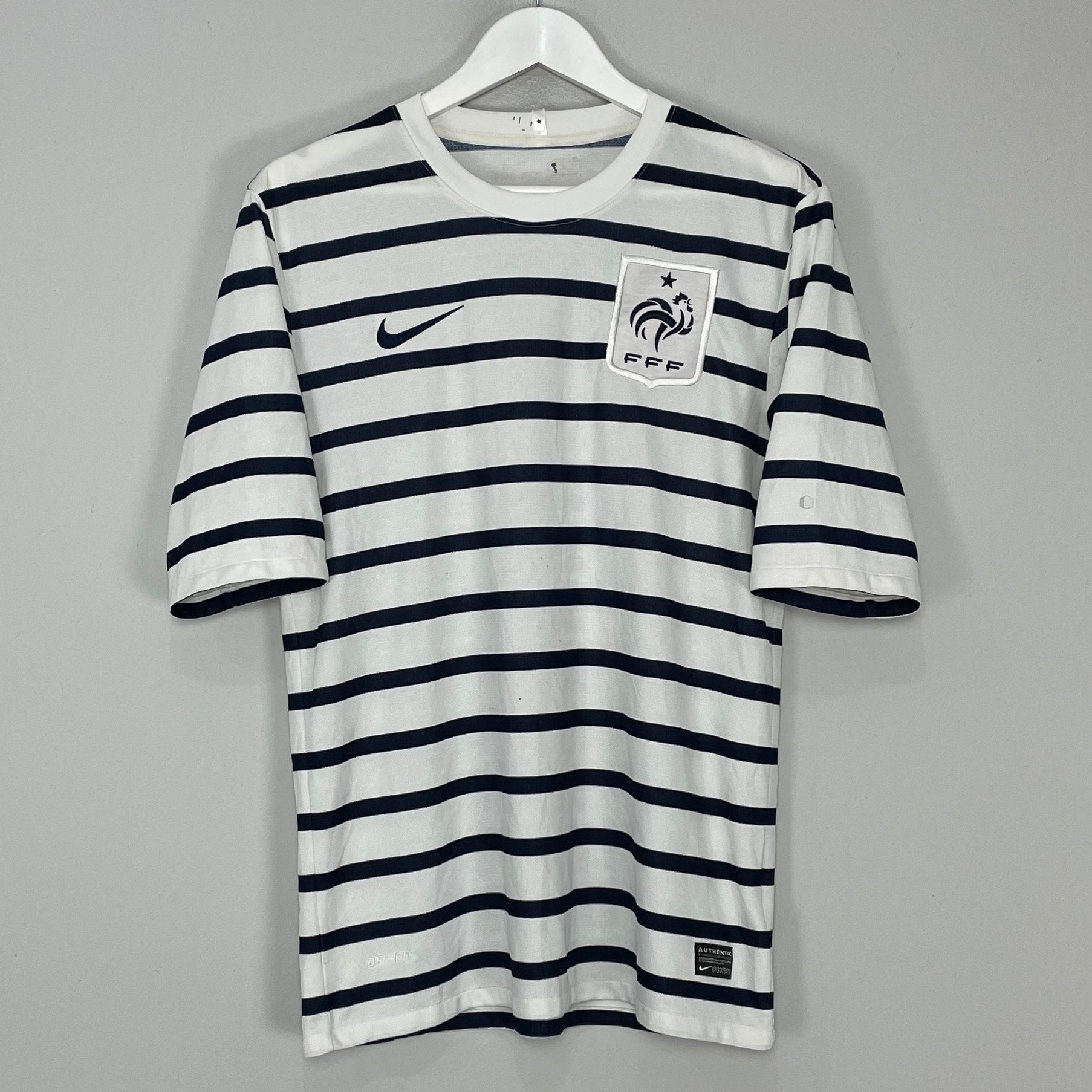 Shop 2011/12 FRANCE AWAY SHIRT (M) NIKE, classic football shirts, vintage football shirts & retro soccer jerseys at Cult Kits