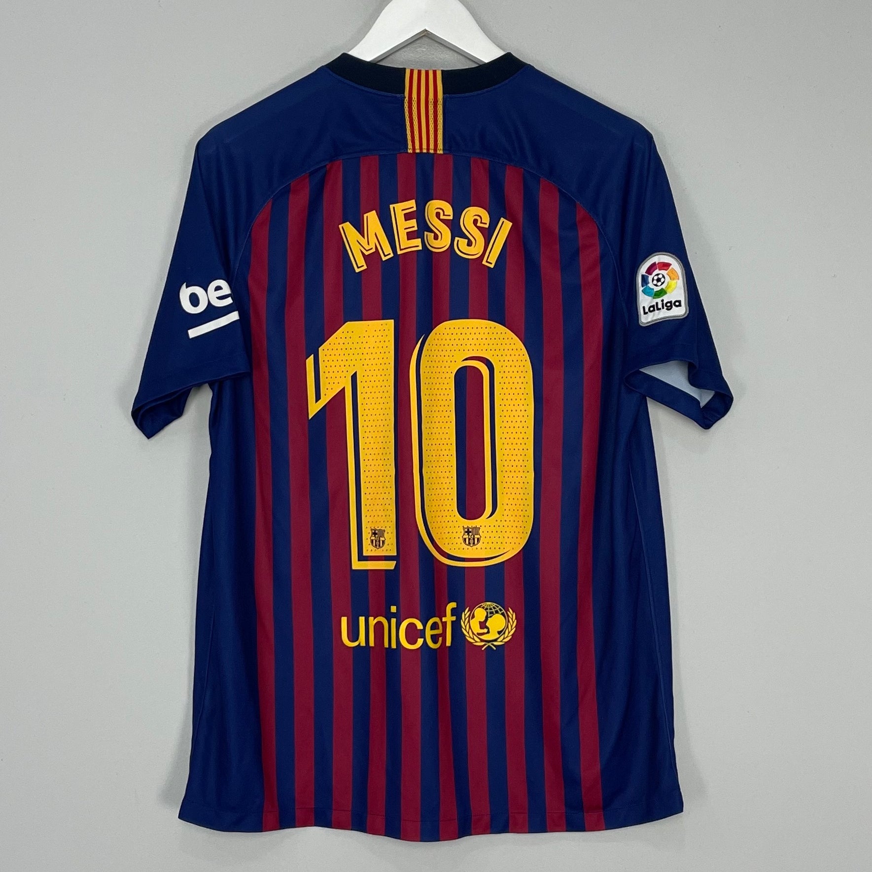 Shop 2018/19 BARCELONA MESSI #10 HOME SHIRT (L) NIKE, classic football shirts, vintage football shirts & retro soccer jerseys at Cult Kits