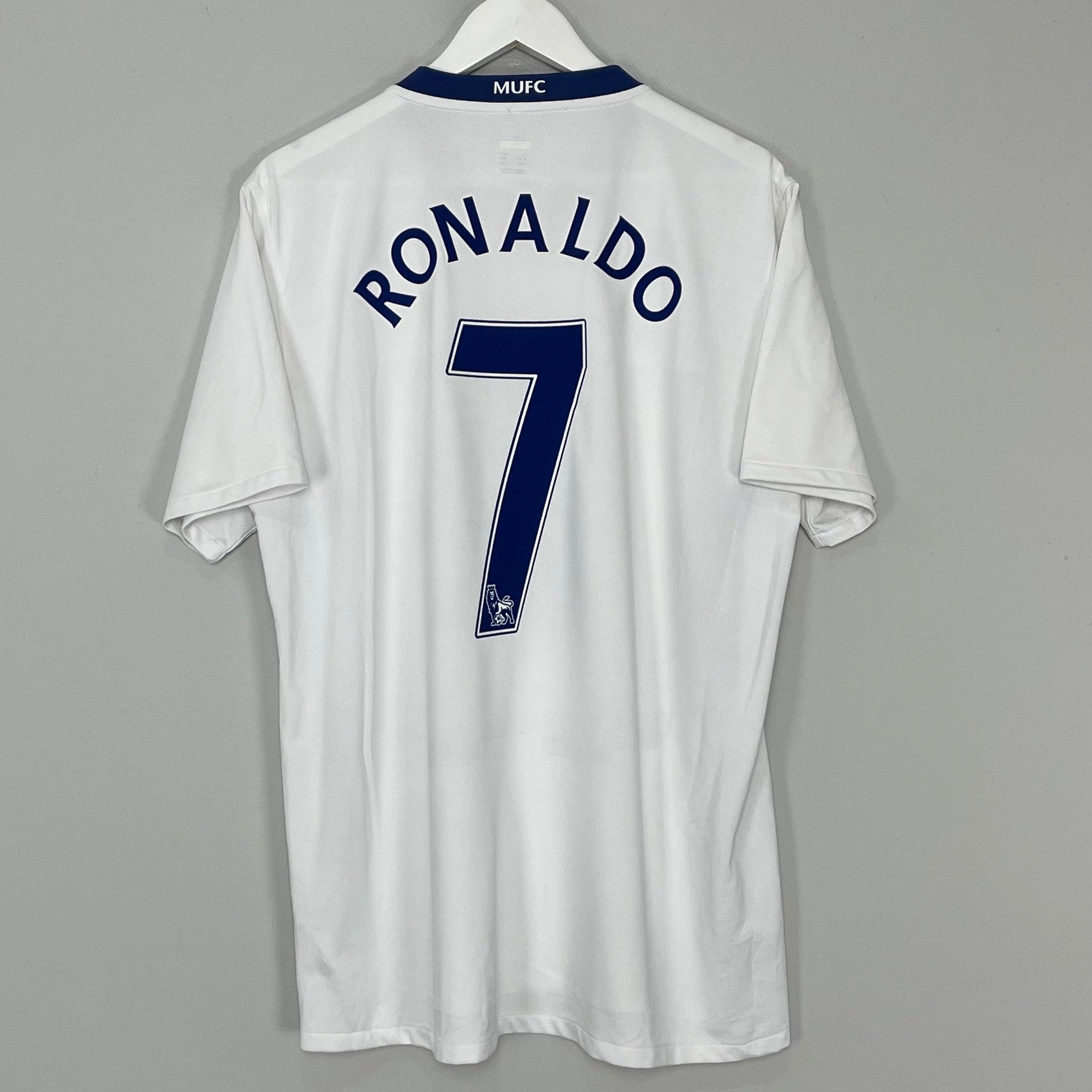 Shop 2008/09 MANCHESTER UNITED RONALDO #7 AWAY SHIRT (XL) NIKE, classic football shirts, vintage football shirts & retro soccer jerseys at Cult Kits