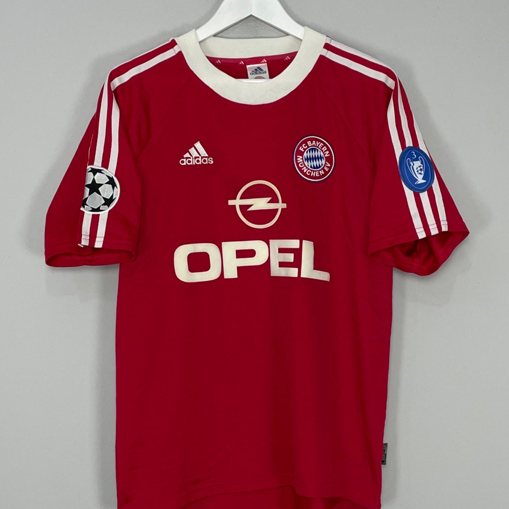 Shop 2000/01 BAYERN MUNICH JANCKER #19 C/L HOME SHIRT (M) ADIDAS, classic football shirts, vintage football shirts & retro soccer jerseys at Cult Kits