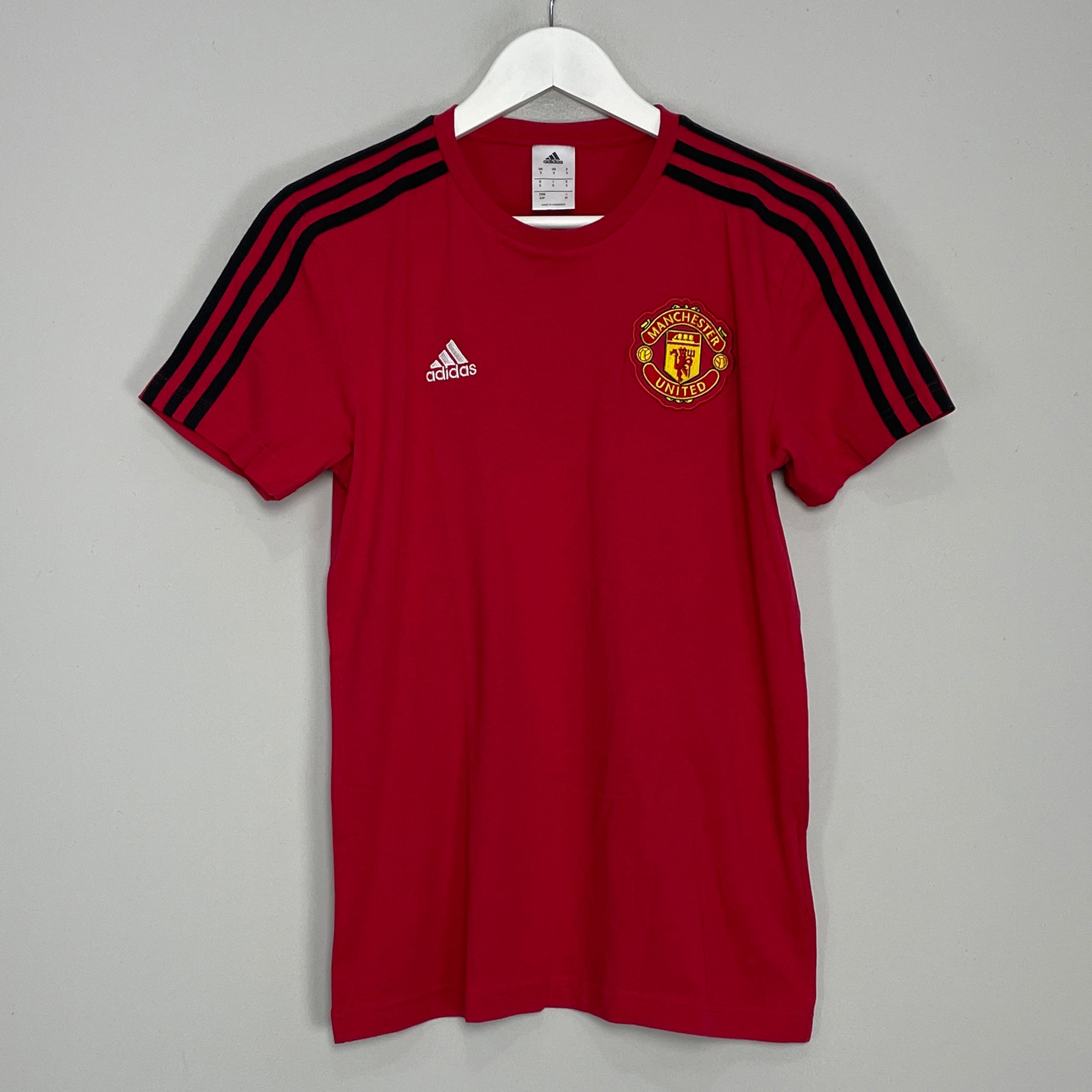 Shop 2017/18 MANCHESTER UNITED T-SHIRT (S) ADIDAS, classic football shirts, vintage football shirts & retro soccer jerseys at Cult Kits
