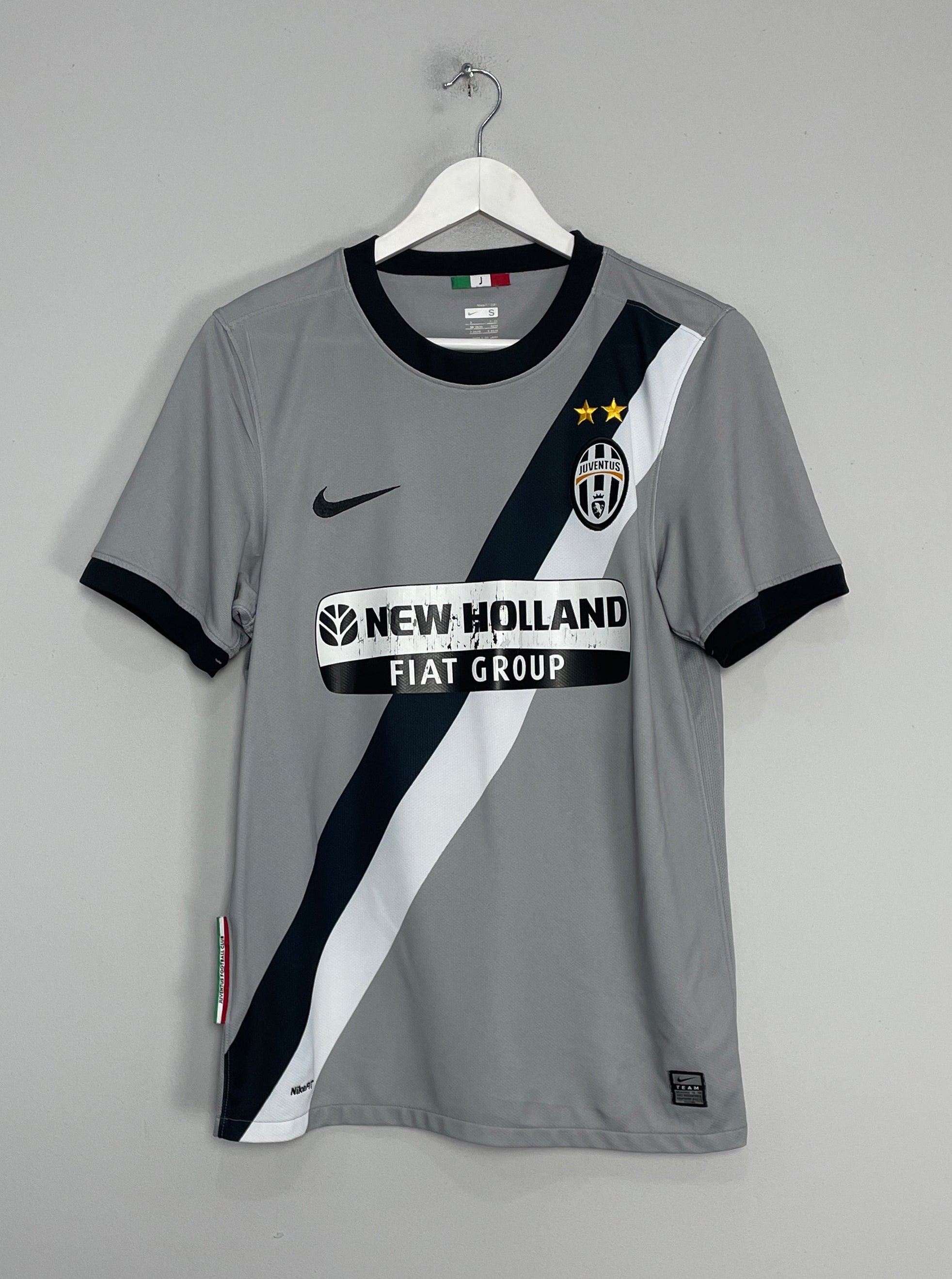 2009/10 JUVENTUS AWAY SHIRT (S) NIKE