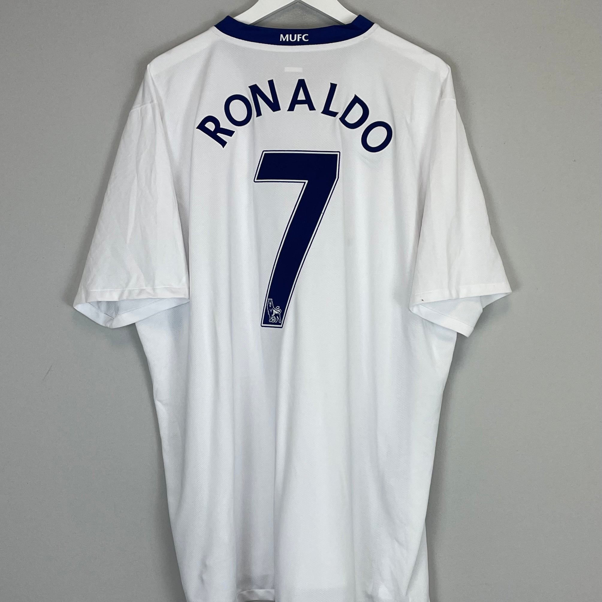 Shop 2008/10 MANCHESTER UNITED RONALDO #7 AWAY SHIRT (XXXL) NIKE, classic football shirts, vintage football shirts & retro soccer jerseys at Cult Kits