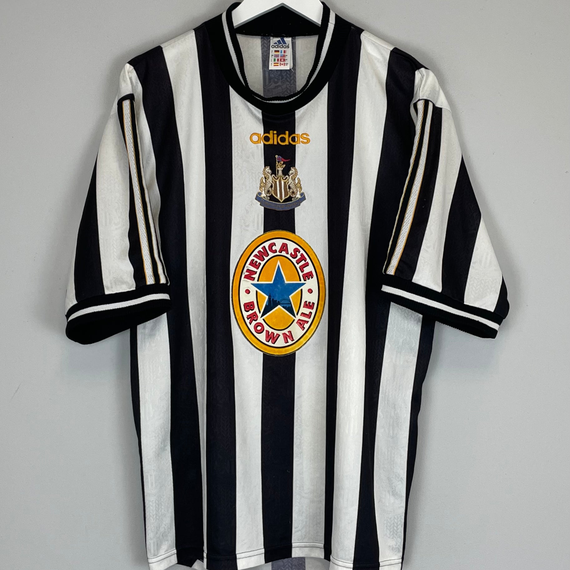 Shop 1997/99 NEWCASTLE UNITED HOME SHIRT (L) ADIDAS, classic football shirts, vintage football shirts & retro soccer jerseys at Cult Kits