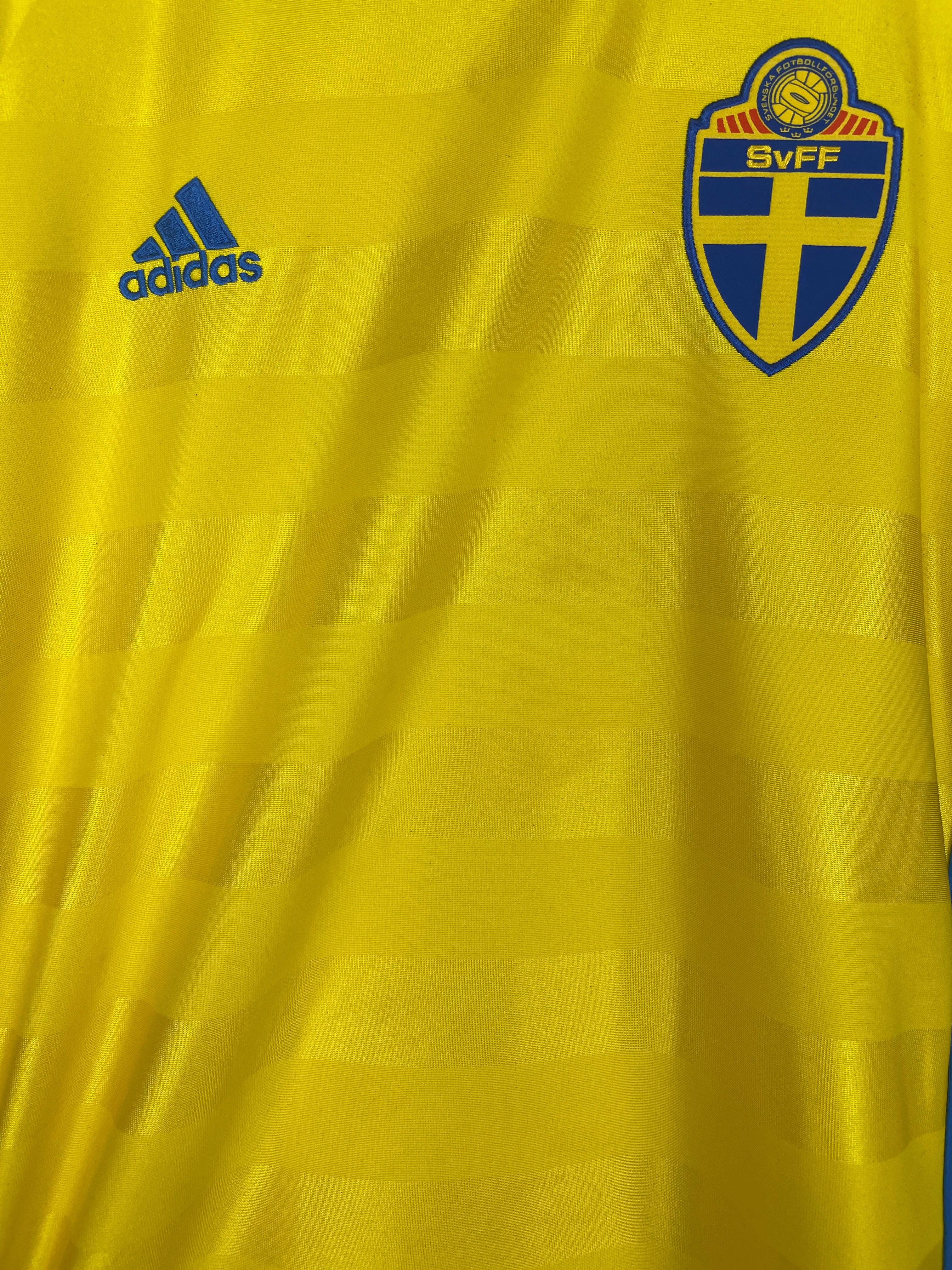 Shop 2016/17 SWEDEN HOME SHIRT (L) ADIDAS, classic football shirts, vintage football shirts & retro soccer jerseys at Cult Kits
